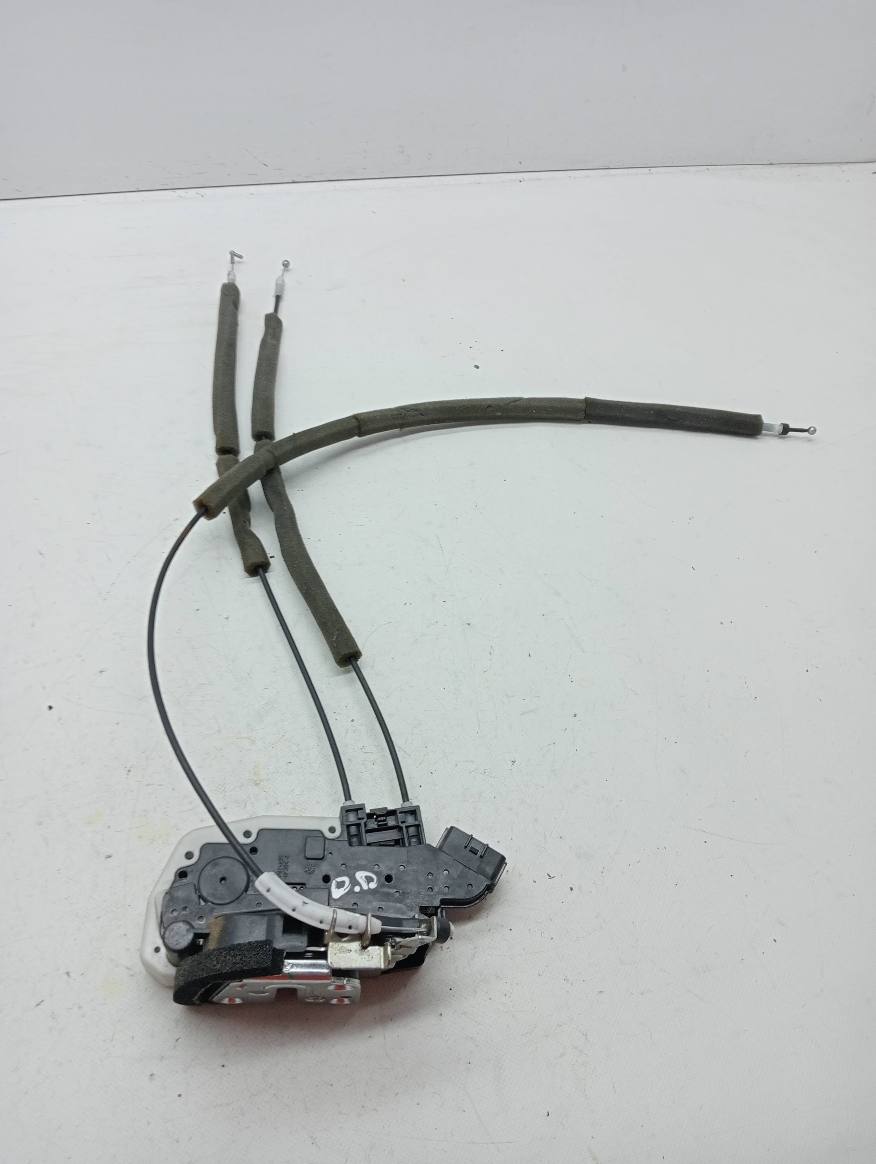 Cerradura puerta delantera derecha NISSAN MICRA (K13)
