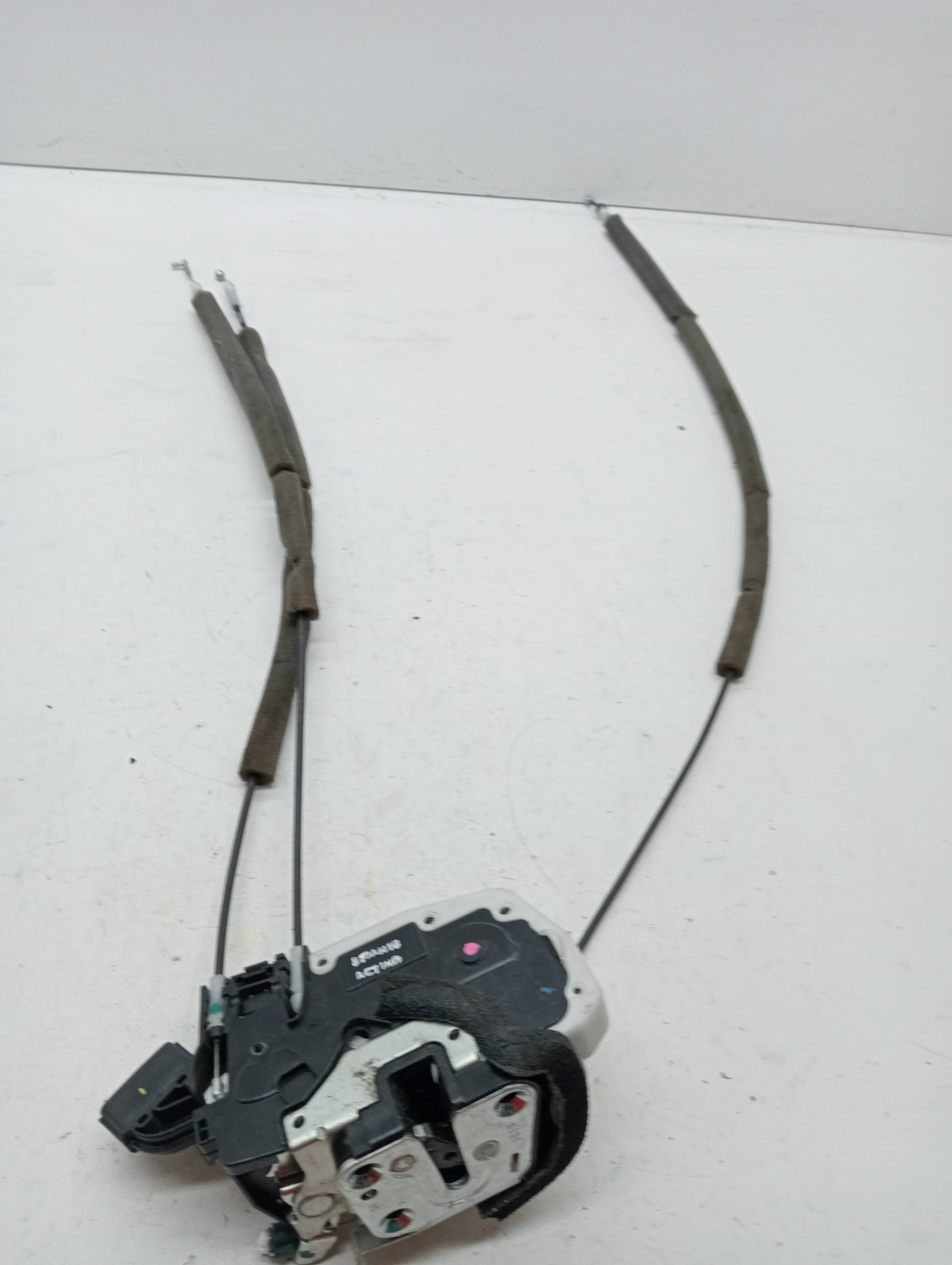 Cerradura puerta delantera derecha NISSAN MICRA (K13) 2