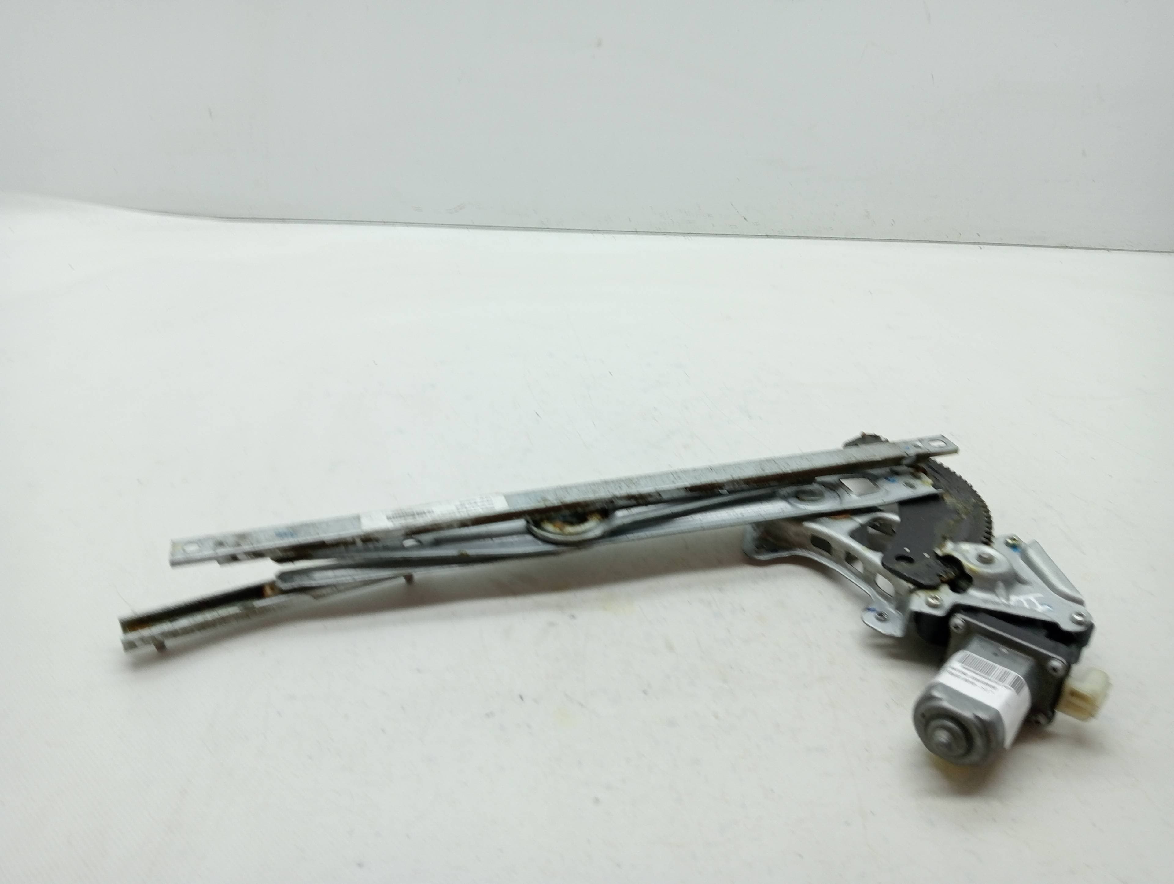 Elevalunas delantero izquierdo NISSAN MICRA (K13)