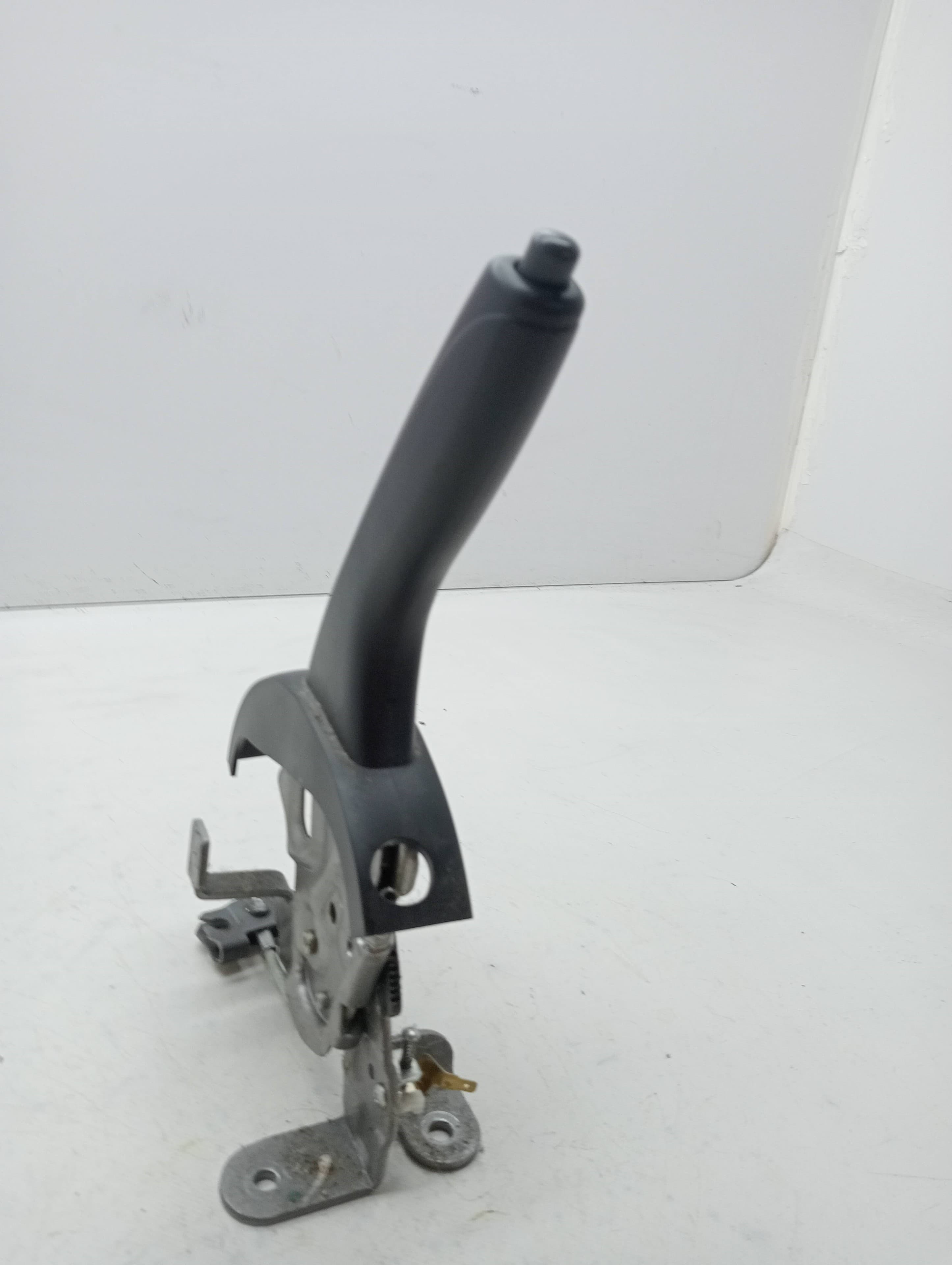Palanca freno de mano NISSAN MICRA (K13) 3