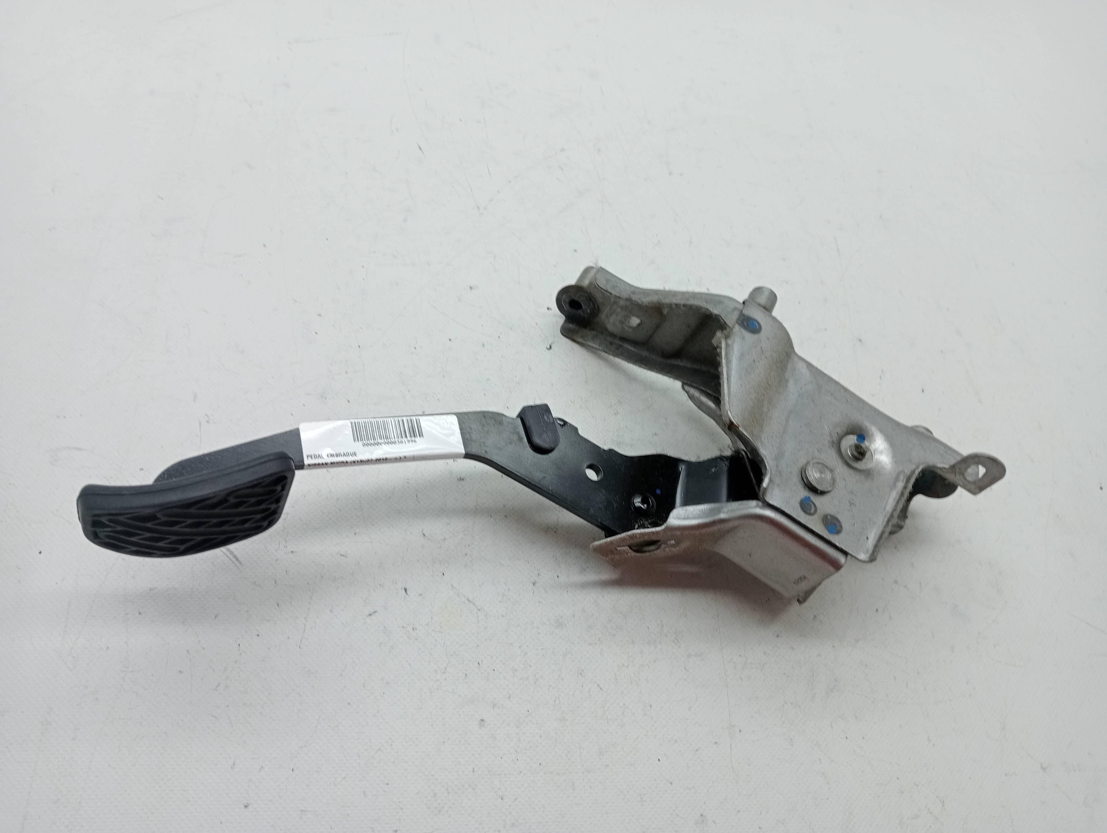 Pedal embrague NISSAN MICRA (K13)