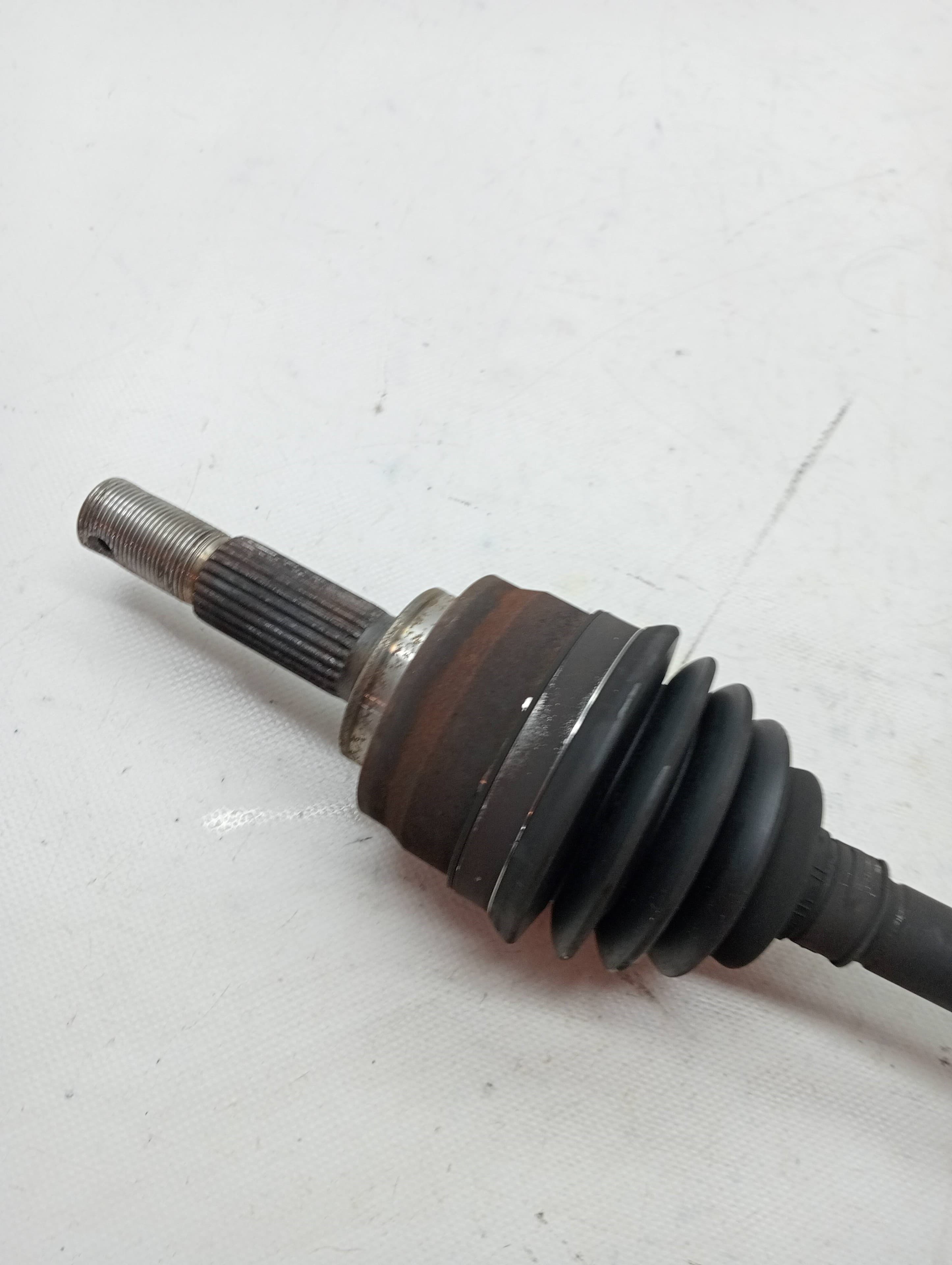 Transmision delantera izquierda NISSAN MICRA (K13) 2