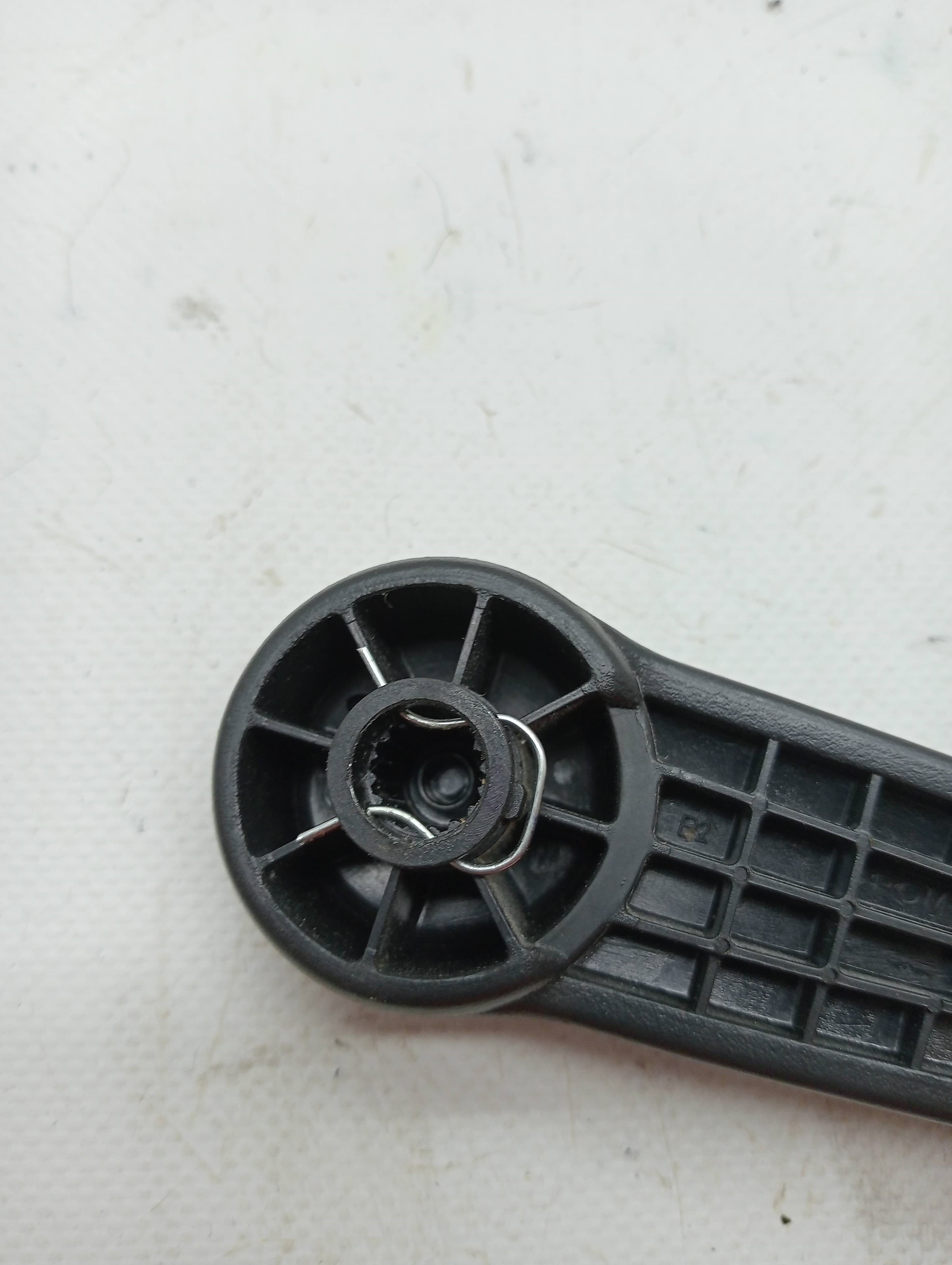 Plastico NISSAN MICRA (K13) 2