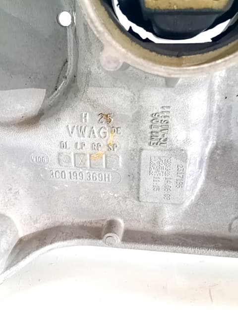 Puente delantero VOLKSWAGEN PASSAT CC (357)