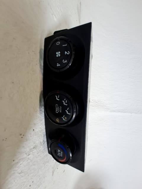Mando climatizador KIA SORENTO 5