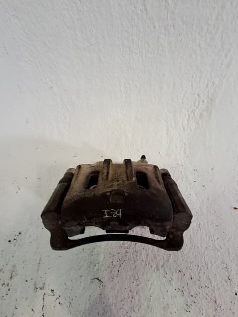 Recambio KIA SORENTO ref. 581103E100 3