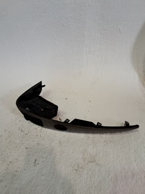 Recambio KIA SORENTO ref. 847703E151 2