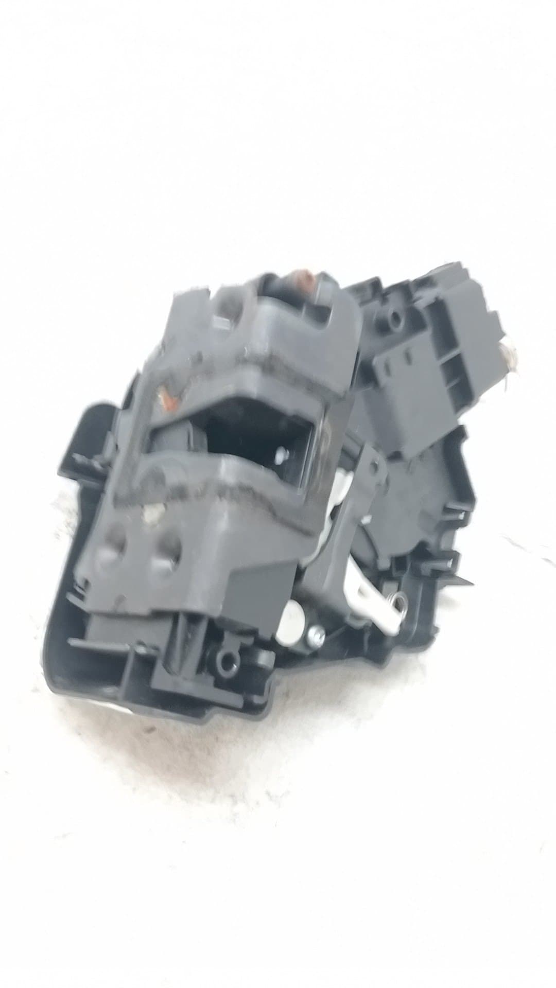 Cerradura puerta delantera derecha FORD FOCUS BERLINA (CAP) 2