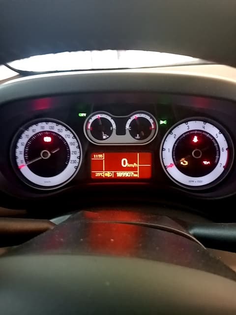Cuadro instrumentos FIAT 500 L (330) 5