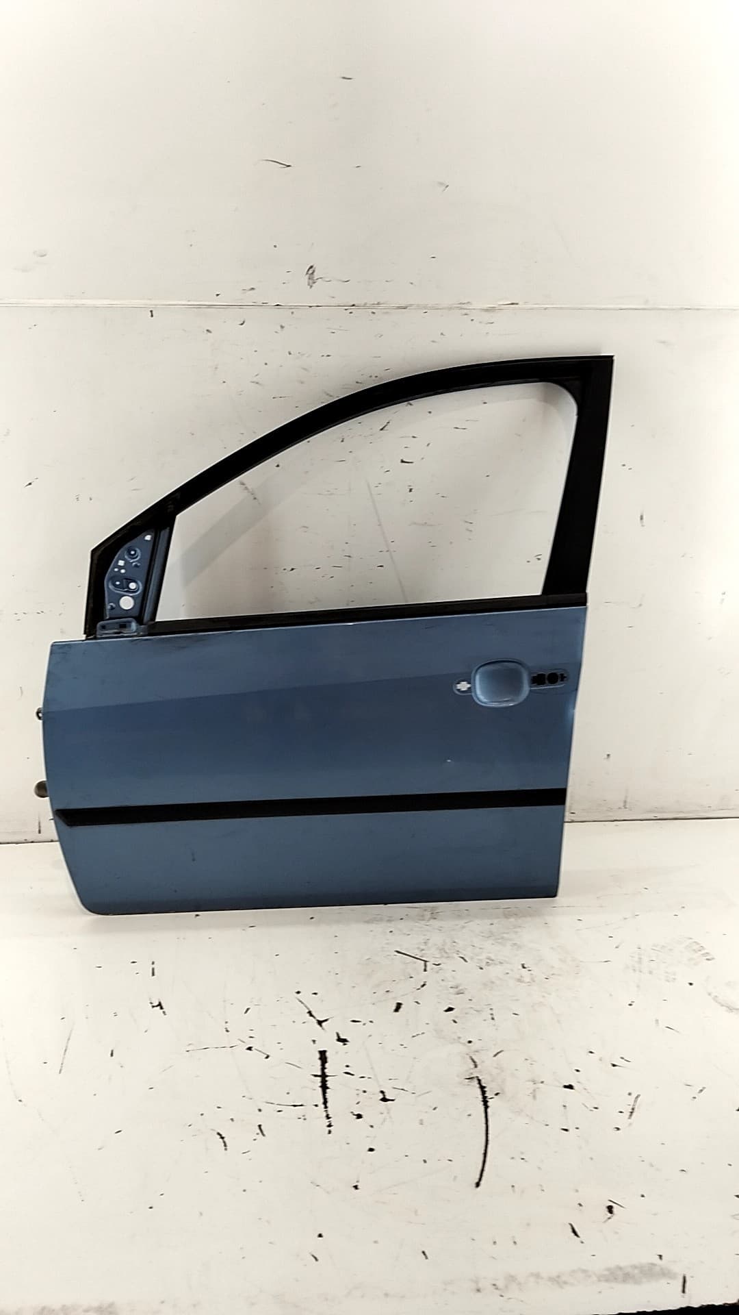 Puerta delantera izquierda FORD FIESTA (CBK)