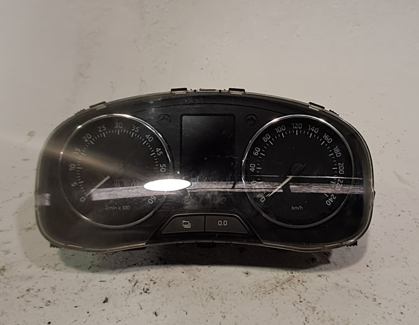 Cuadro instrumentos SKODA RAPID