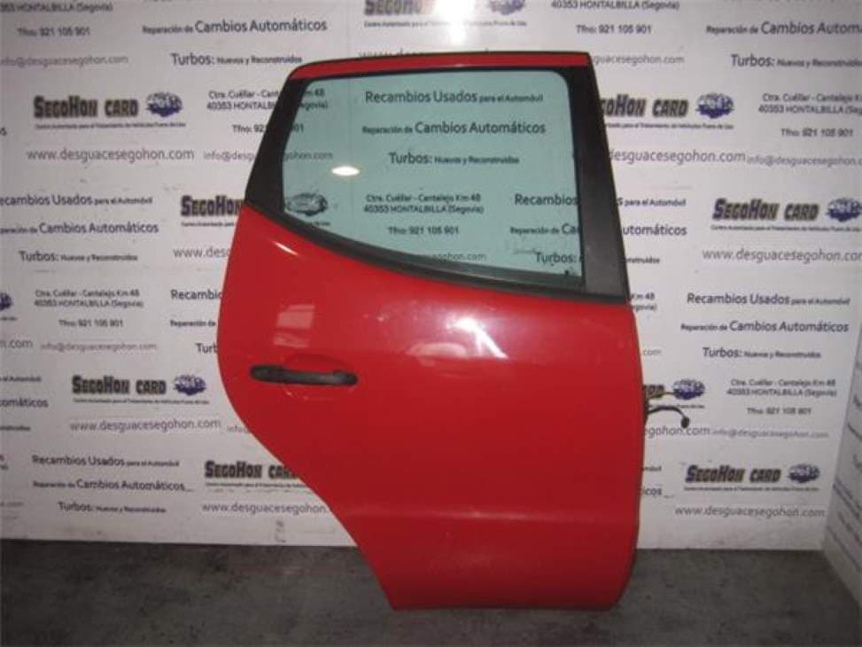 Puerta trasera derecha MERCEDES-BENZ CLASE A (W168)