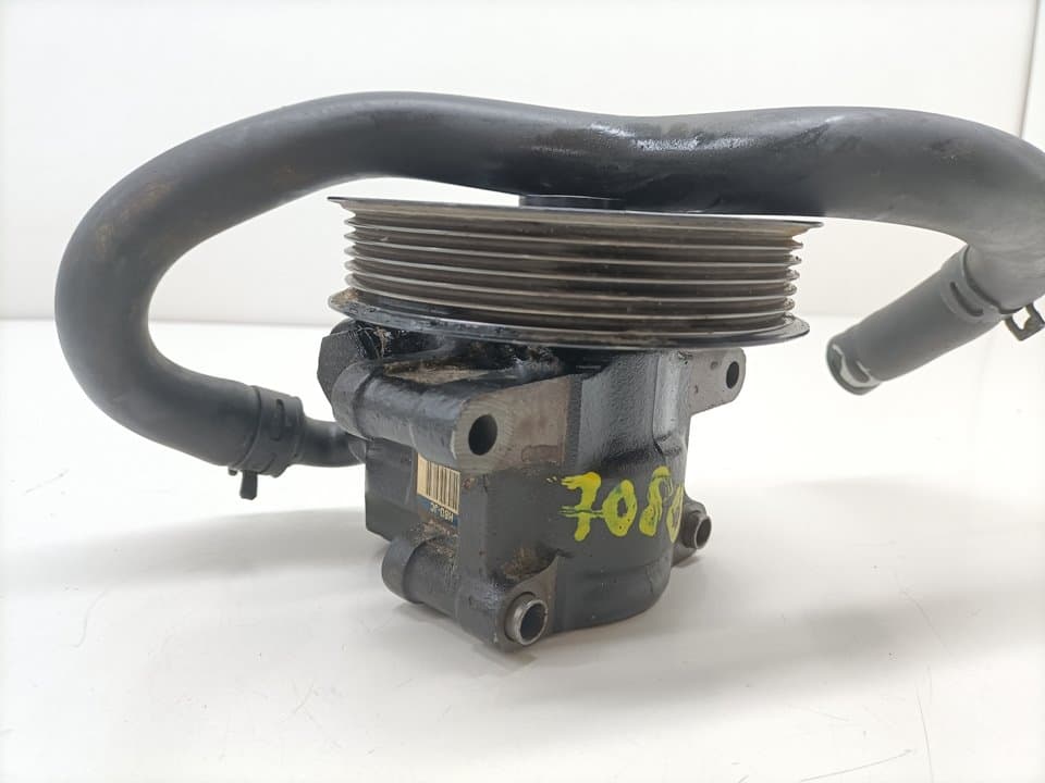 Bomba direccion FORD FOCUS BERLINA (CAK) 4