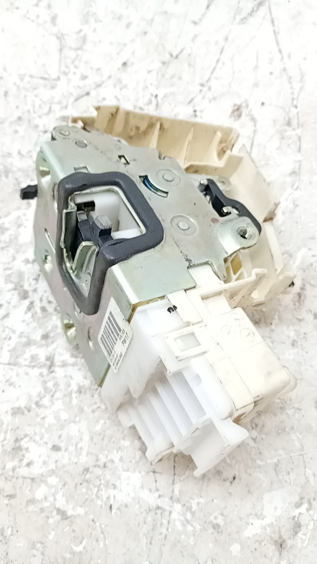 Cerradura puerta trasera derecha MERCEDES-BENZ CLASE A (W169) 3