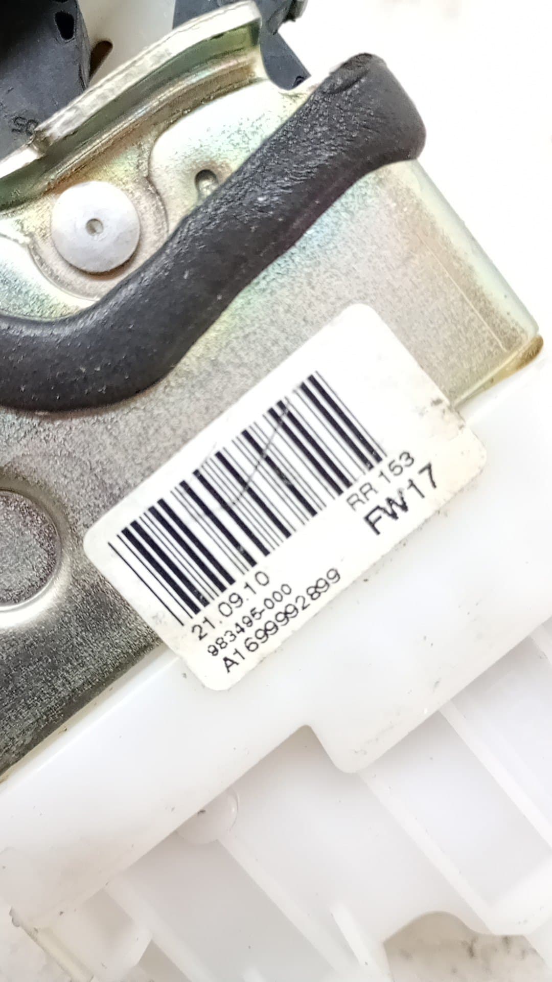 Cerradura puerta trasera derecha MERCEDES-BENZ CLASE A (W169) 2
