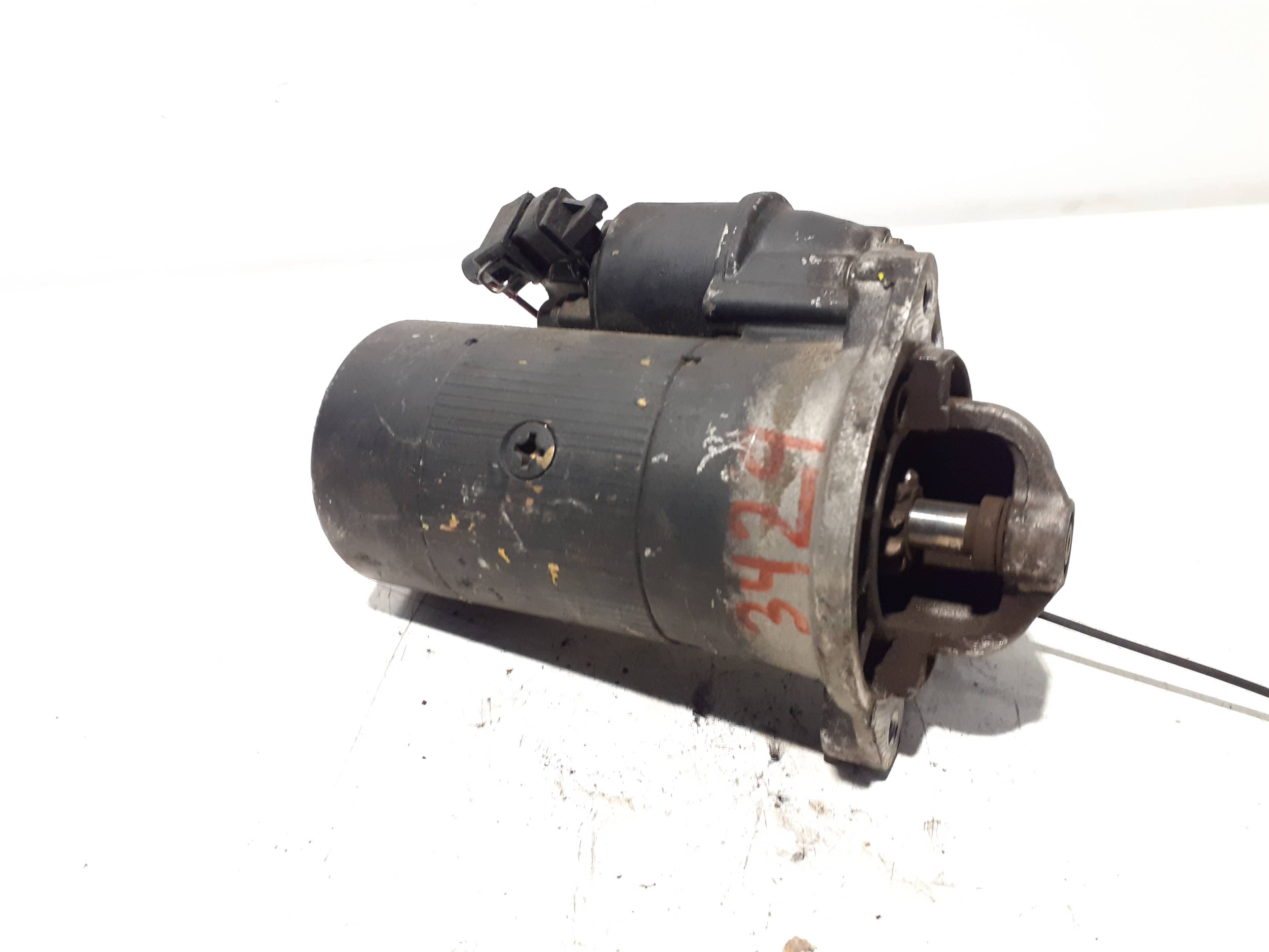 Motor arranque VOLKSWAGEN POLO BERLINA (6N2) 4