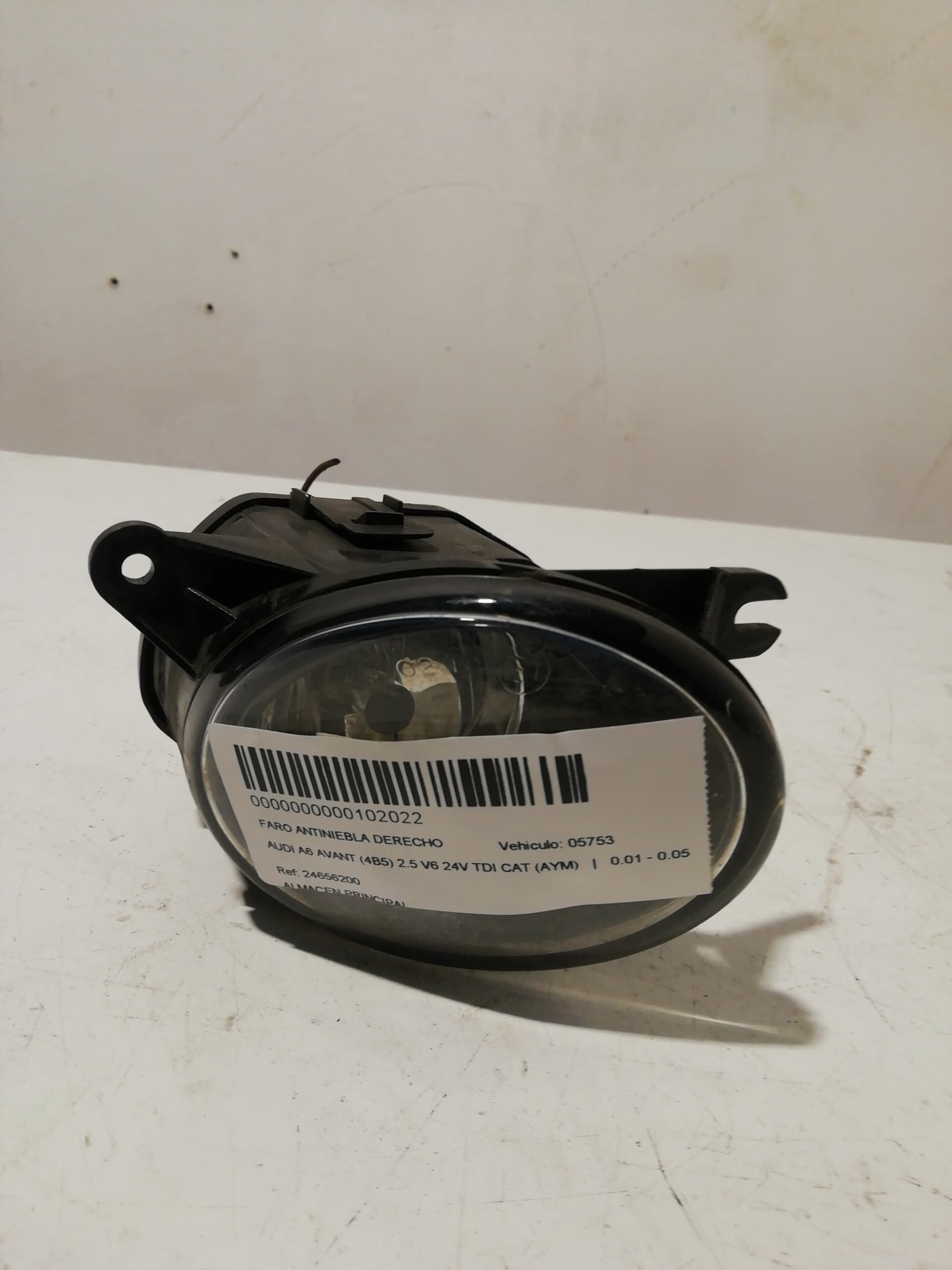Faro antiniebla derecho AUDI A6 AVANT (4B5)