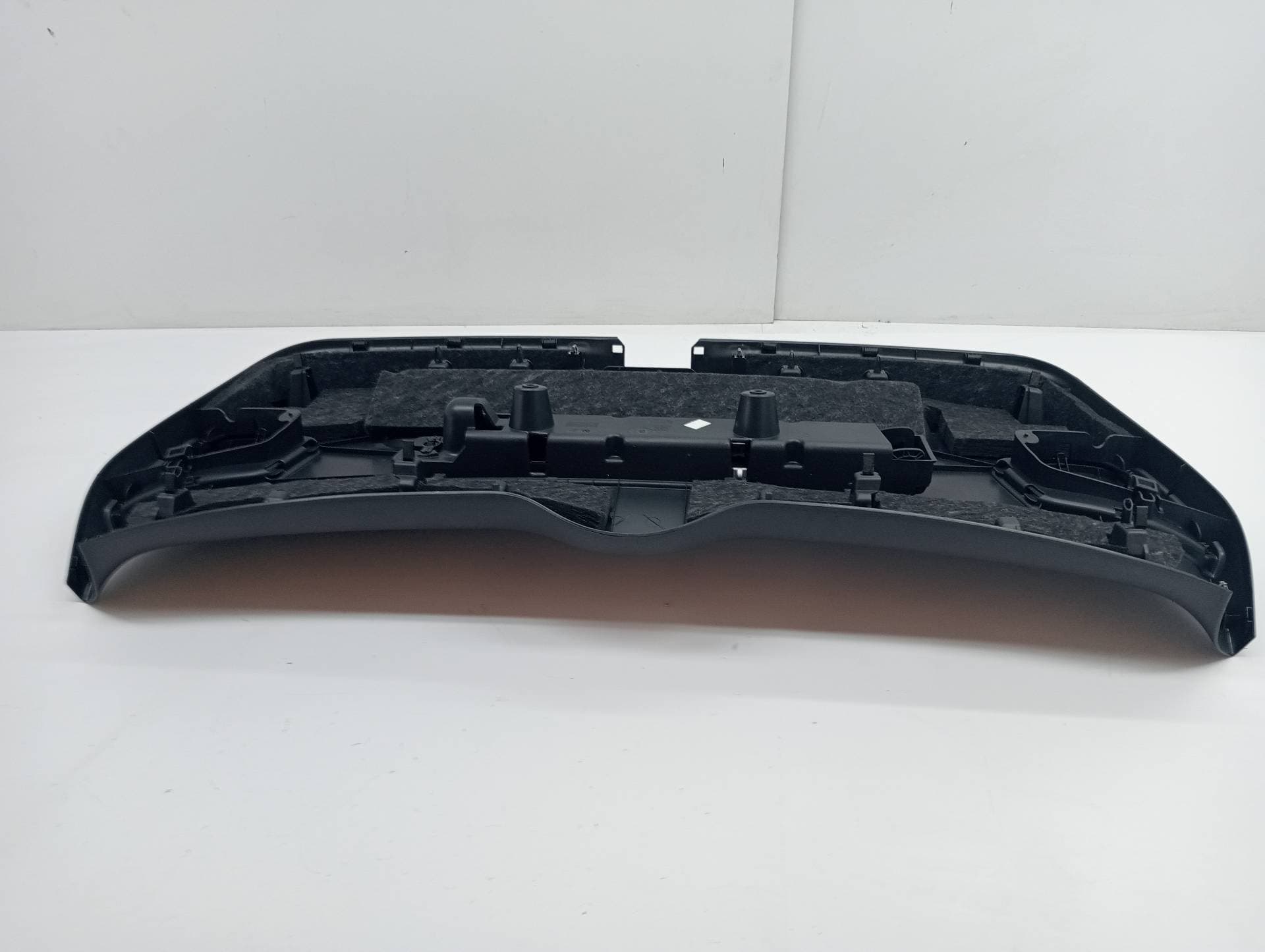Guarnecido porton trasero AUDI A3 SPORTBACK (8VA) 2