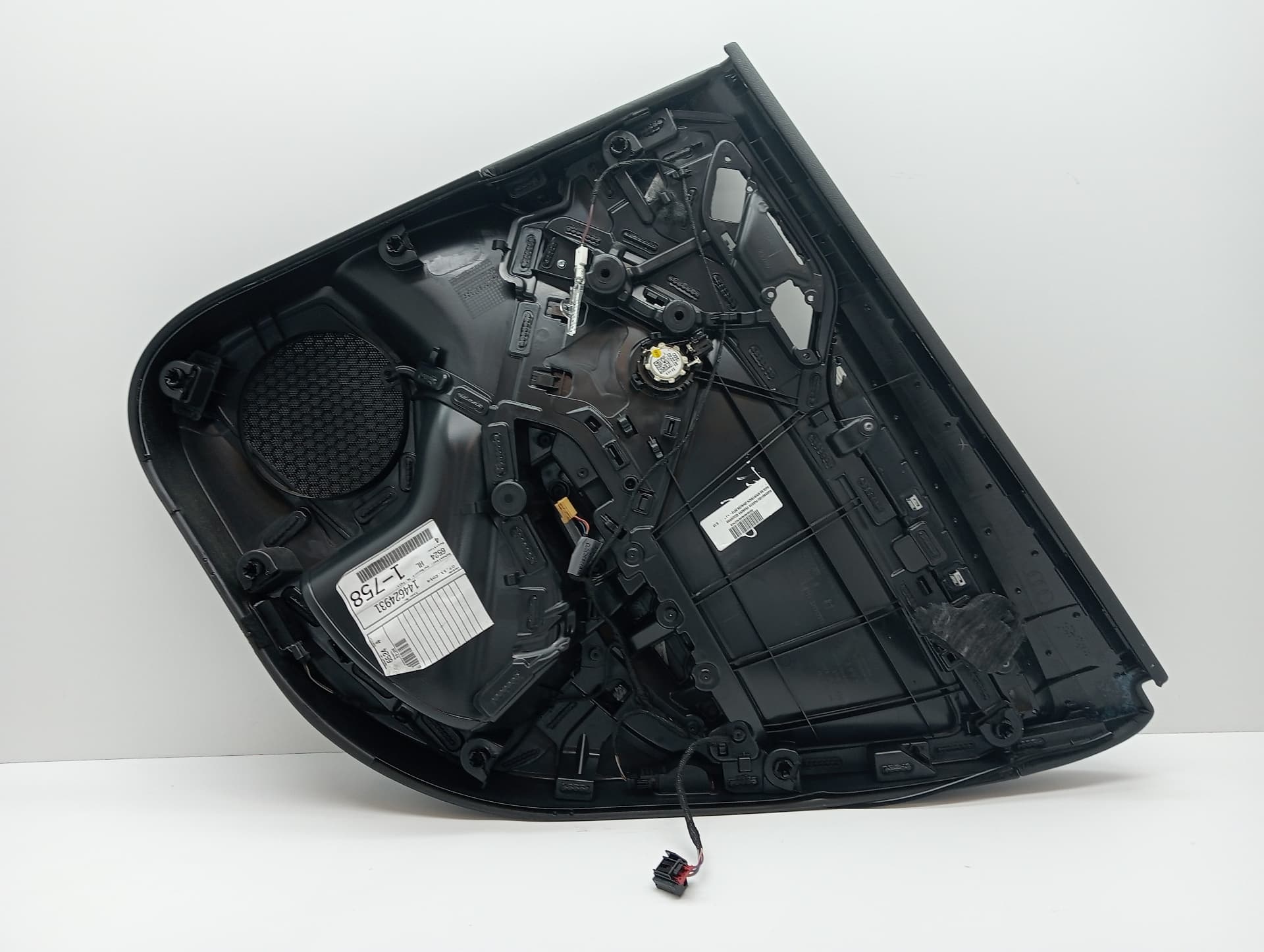 Recambio AUDI A3 SPORTBACK (8VA) ref. 8V4867303B 3
