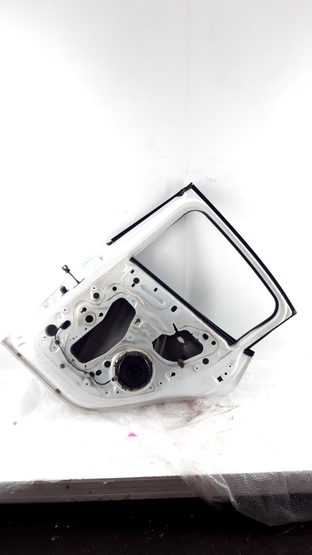 Puerta trasera izquierda PEUGEOT 208 (P2) 2