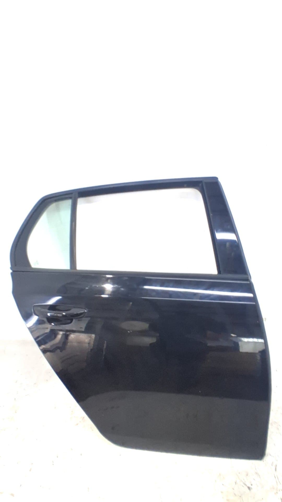 Puerta trasera derecha VOLKSWAGEN GOLF VI (5K1)