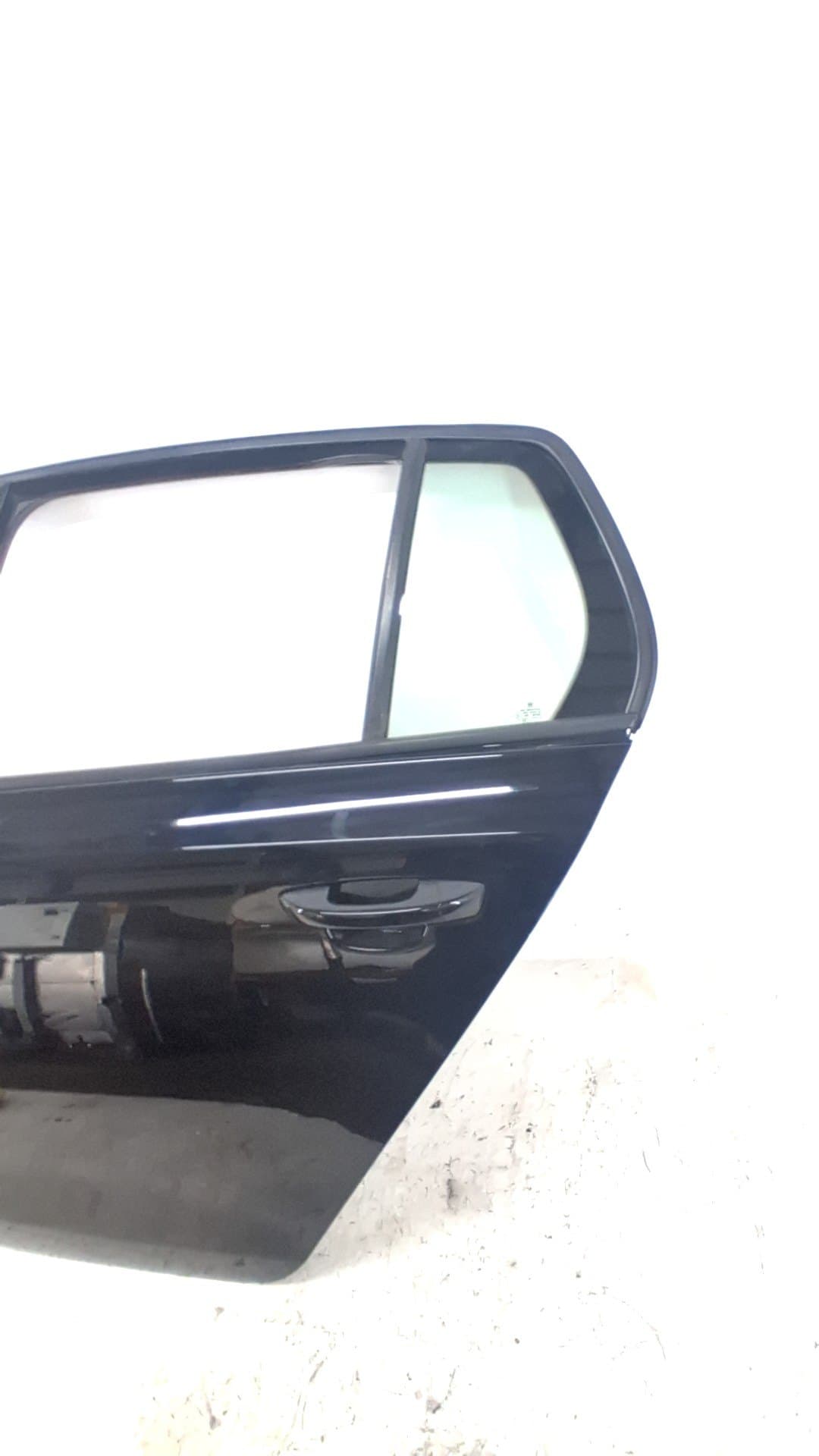 Puerta trasera izquierda VOLKSWAGEN GOLF VI (5K1) 3