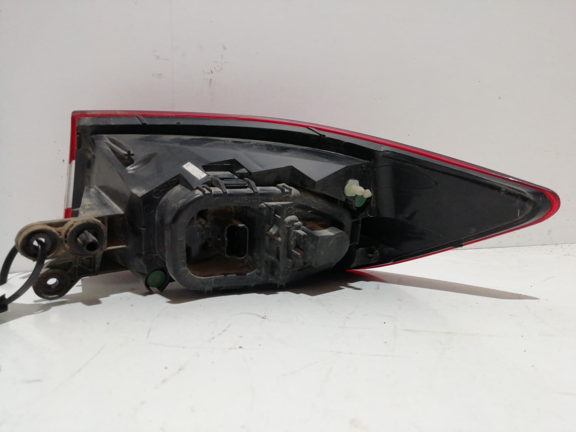 Piloto trasero izquierdo RENAULT CLIO IV 2