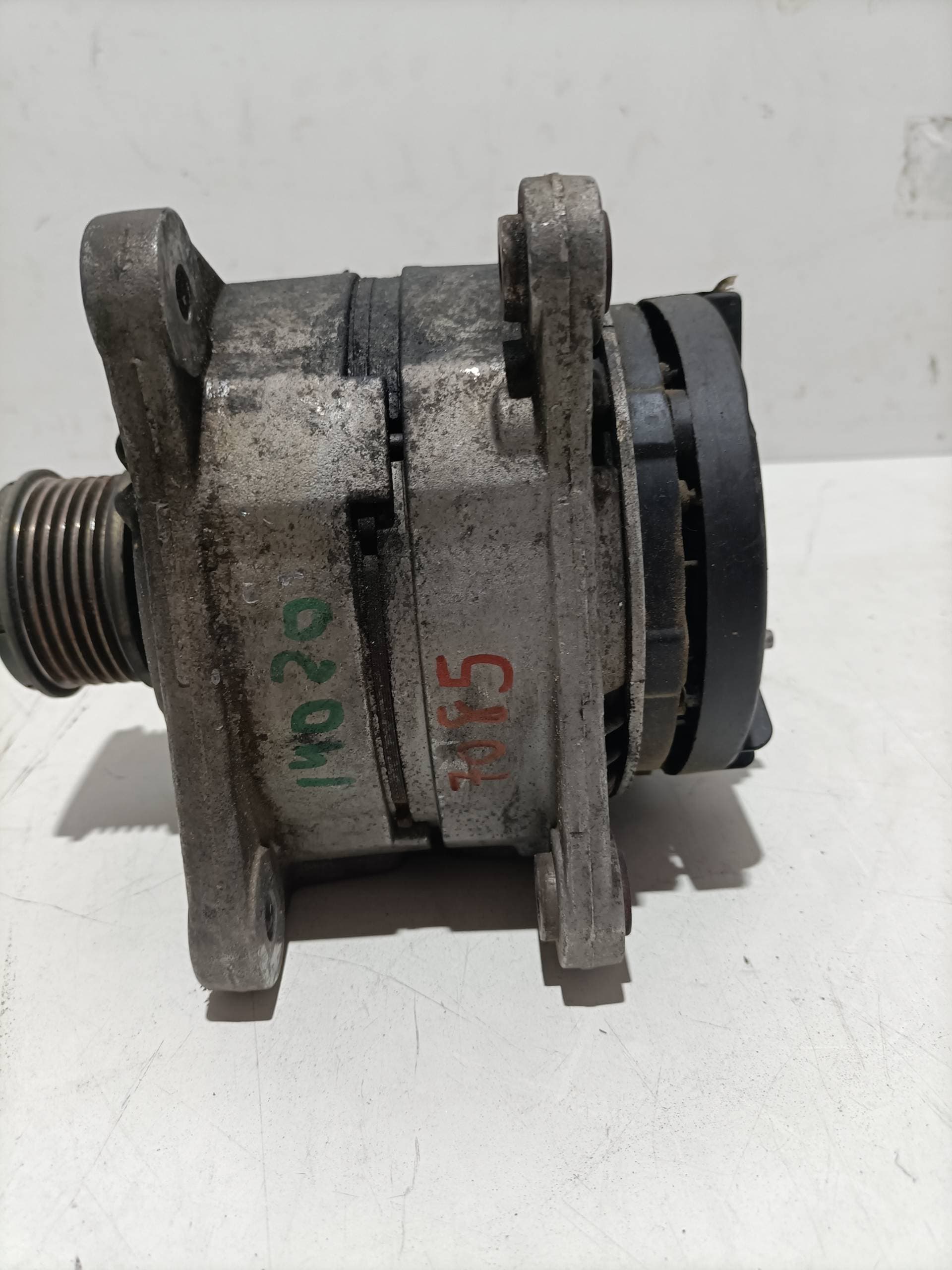 Alternador RENAULT CLIO IV