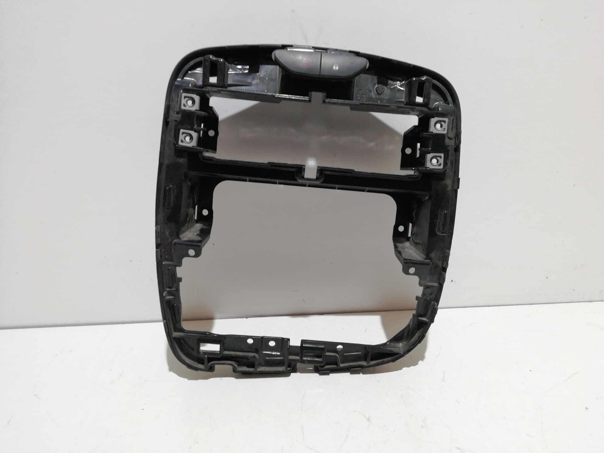 Plastico RENAULT CLIO IV