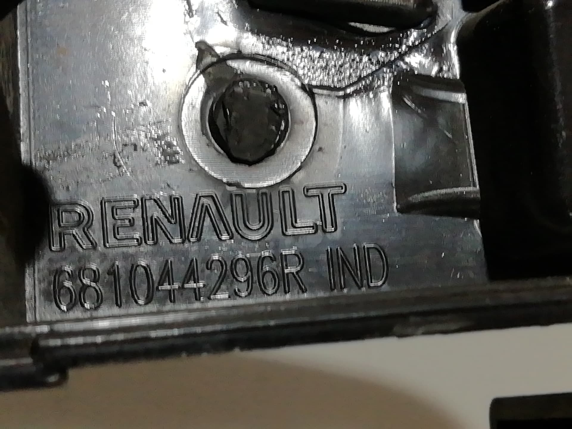 Plastico RENAULT CLIO IV 4