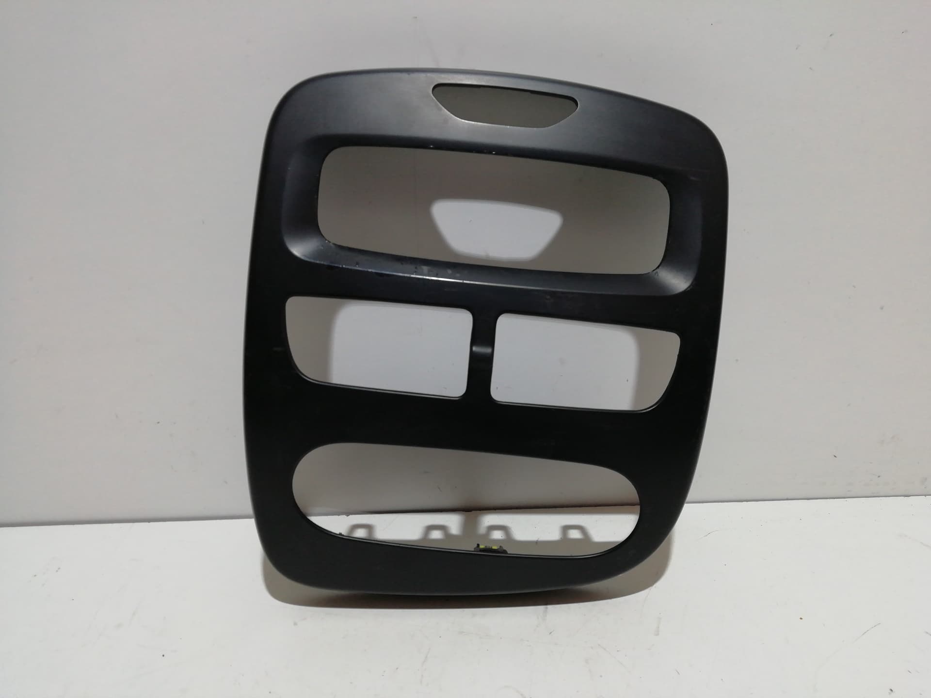 Plastico RENAULT CLIO IV
