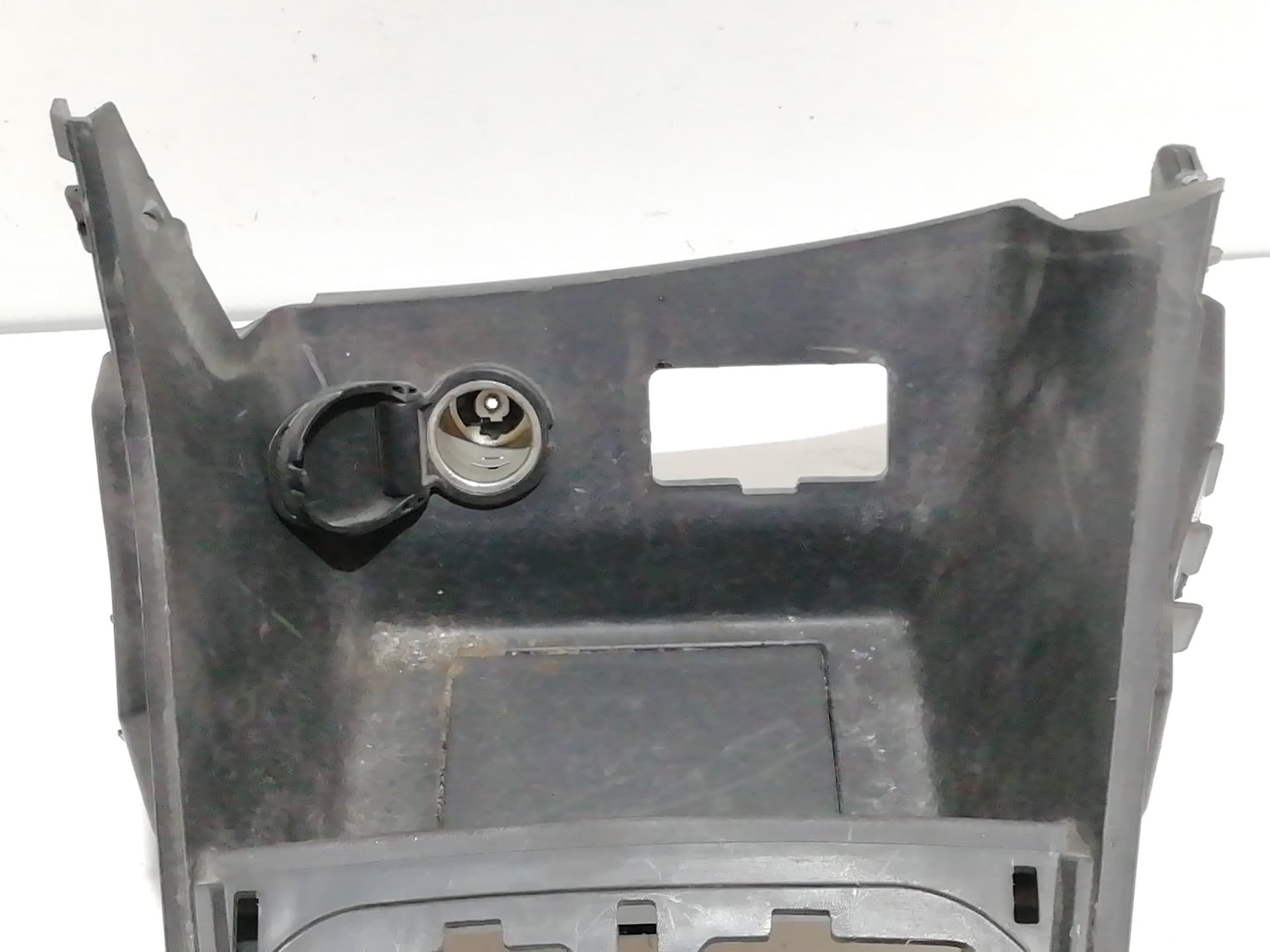 Consola central RENAULT CLIO IV 3