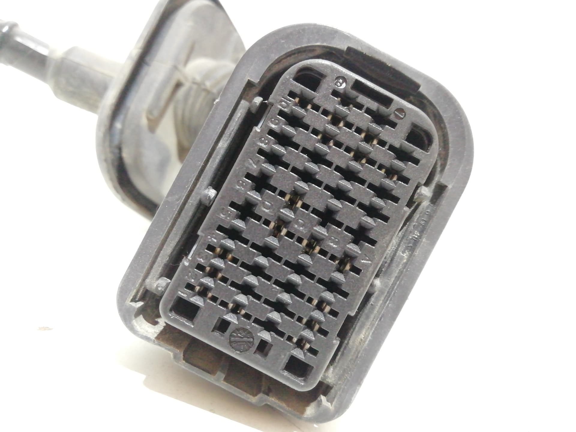 Caja reles / fusibles RENAULT CLIO IV 3