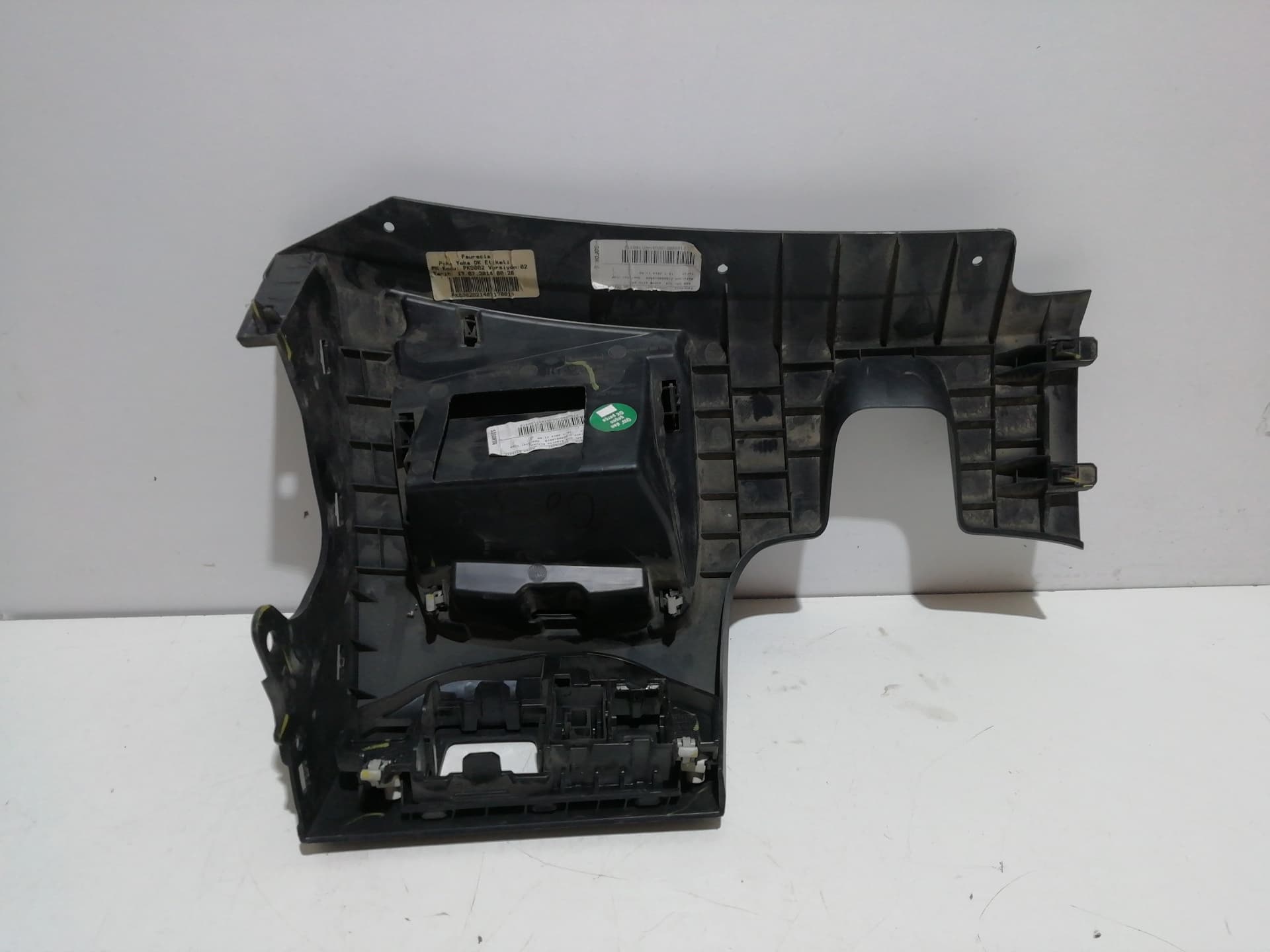 Plastico RENAULT CLIO IV 4
