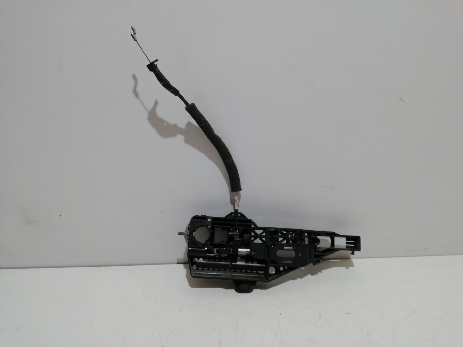 Maneta interior trasera izquierda RENAULT CLIO IV 4