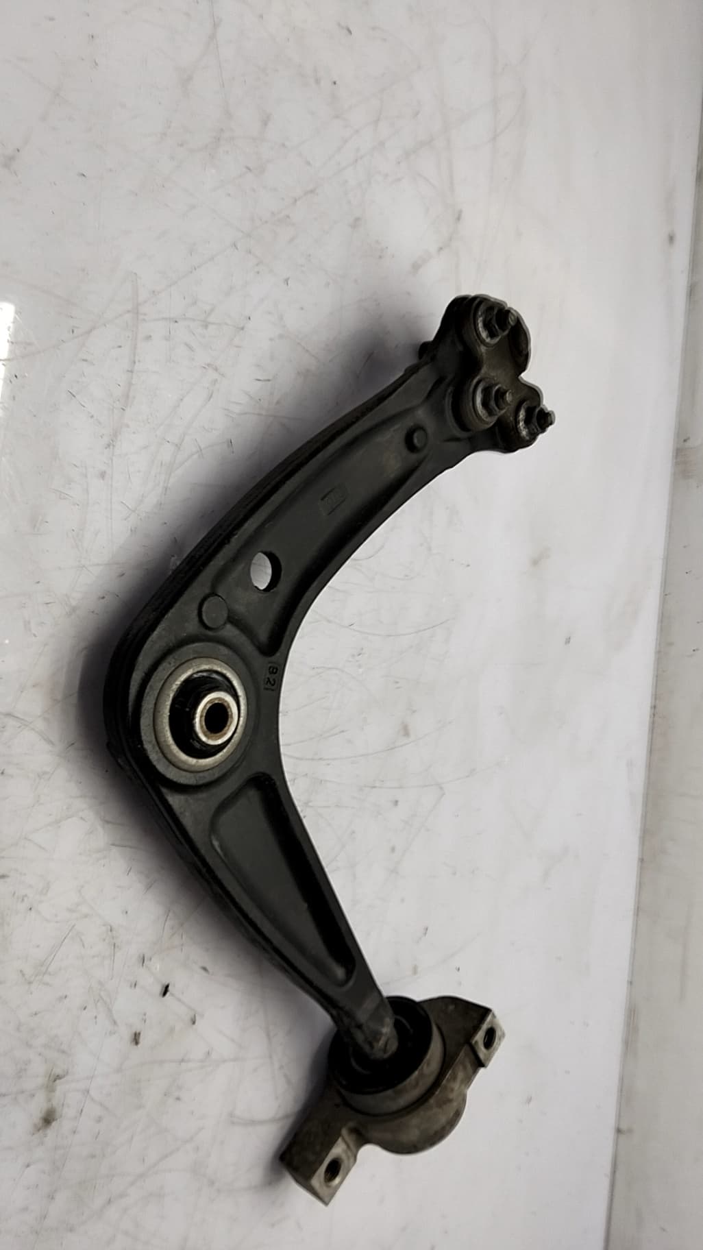 Brazo suspension inferior delantero derecho PEUGEOT 508 3