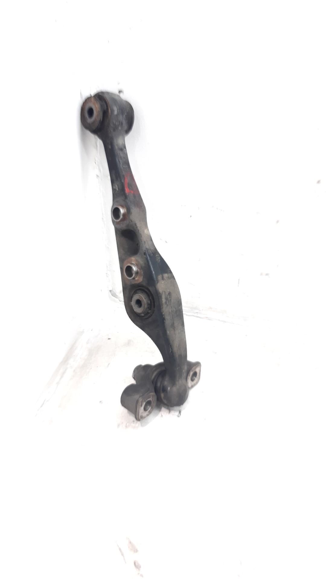 Brazo suspension inferior delantero derecho MAZDA 6 BERLINA (GG)