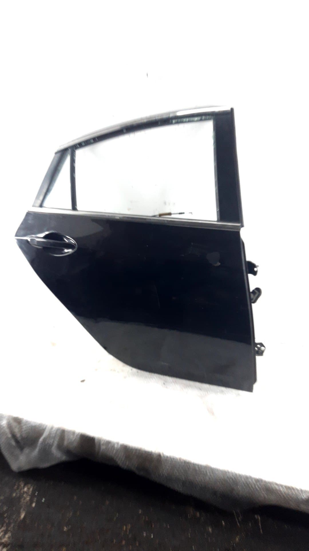 Puerta trasera derecha MAZDA 6 BERLINA (GG)