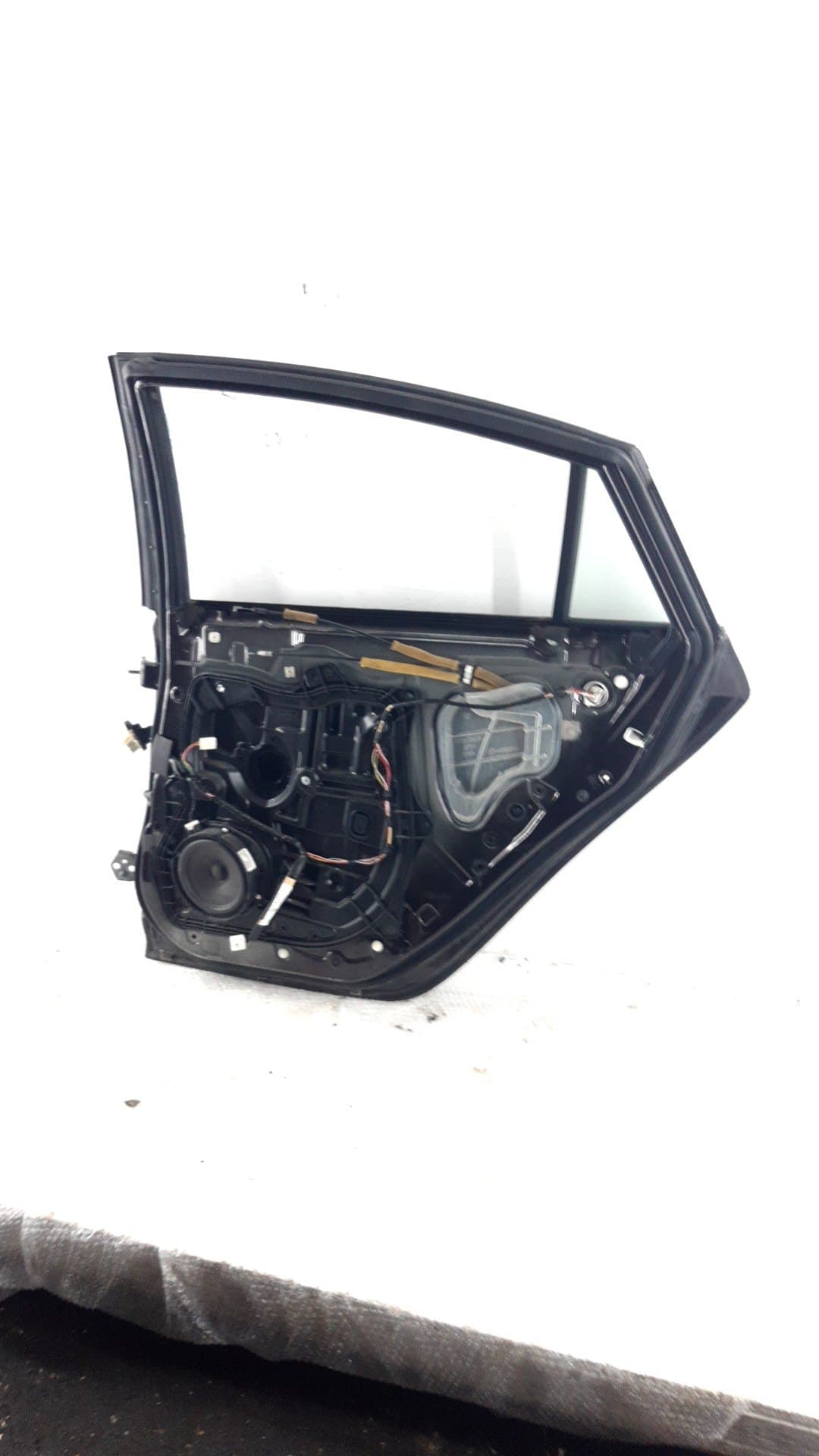 Puerta trasera derecha MAZDA 6 BERLINA (GG) 2