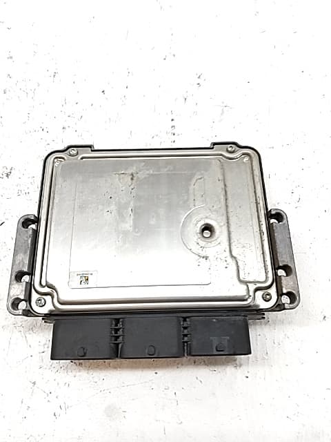 Centralita motor uce FORD FIESTA (CE1) 2