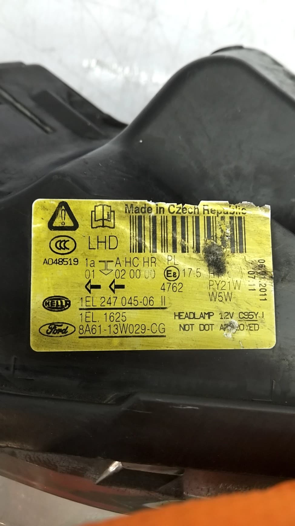 Faro derecho FORD FIESTA (CE1) 2