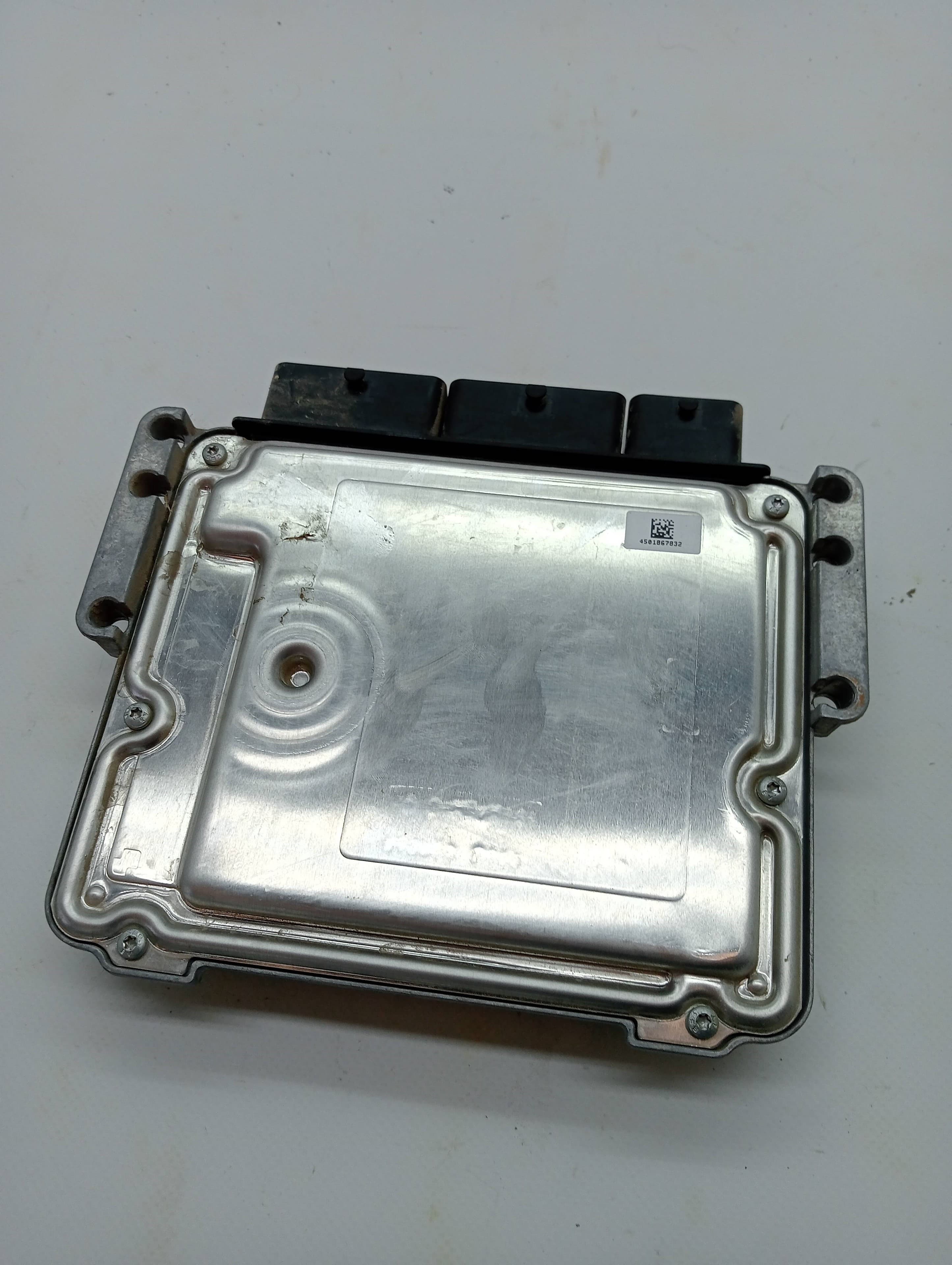 Centralita motor uce RENAULT CAPTUR II 3