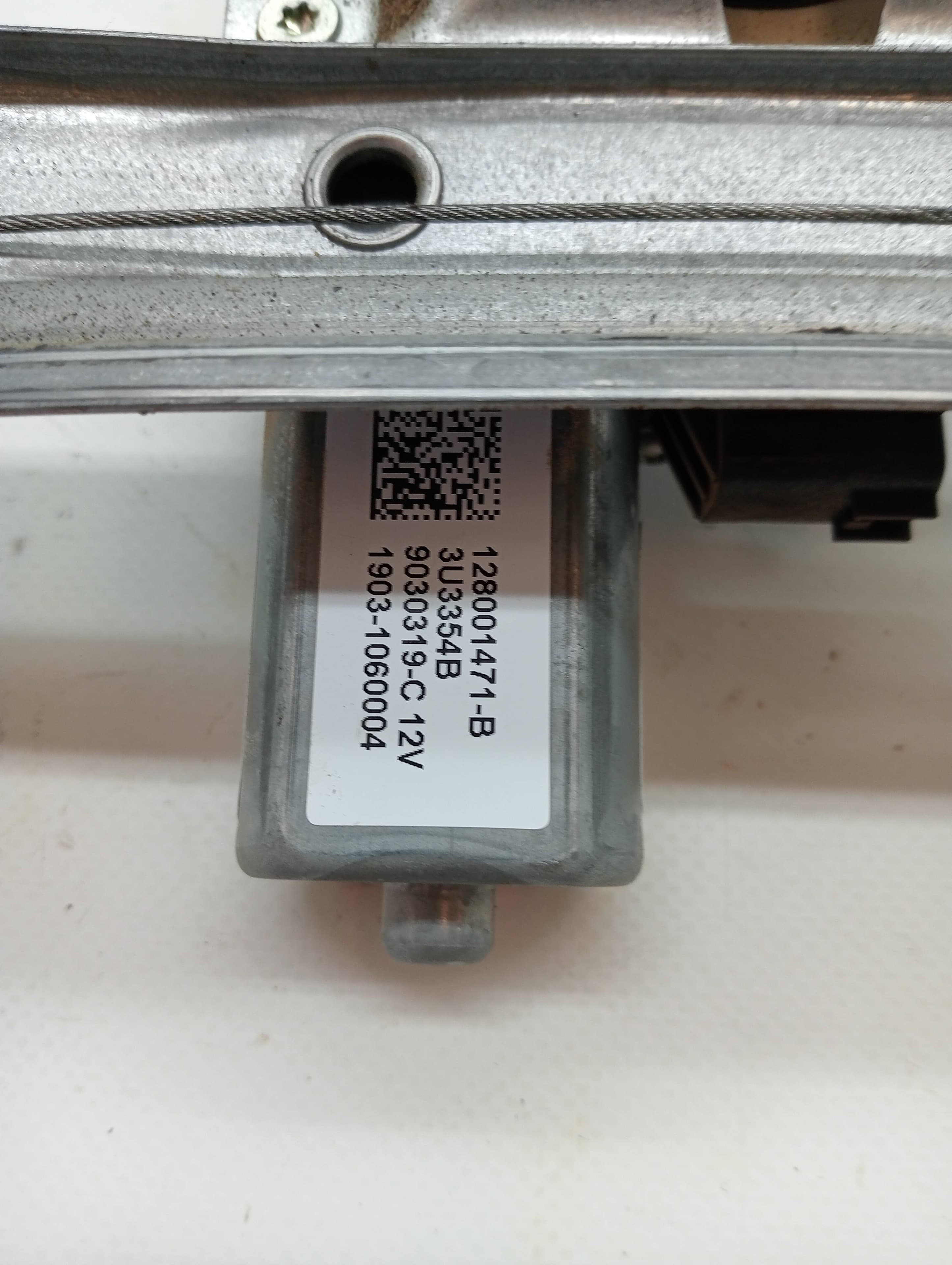 Elevalunas delantero derecho RENAULT CAPTUR II 3