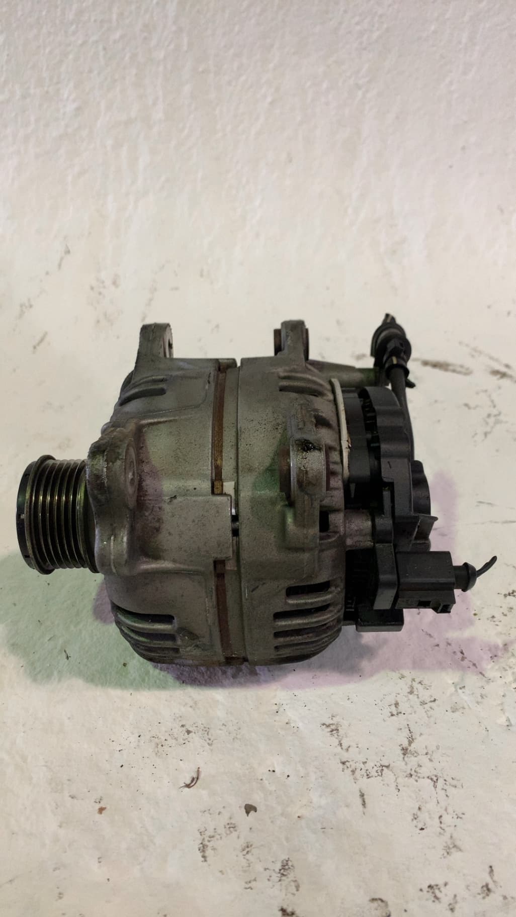 Alternador VOLKSWAGEN GOLF VI (5K1)