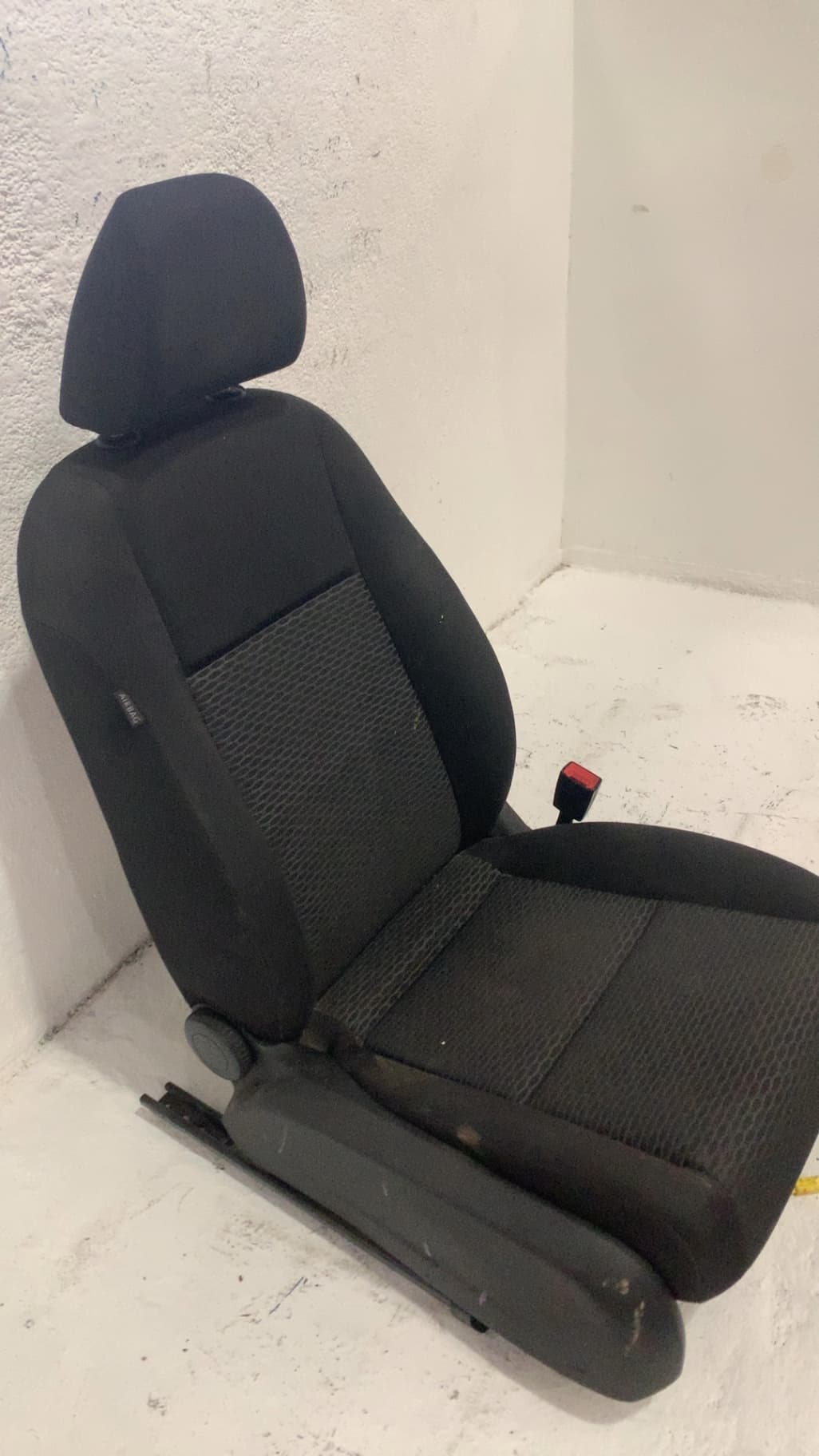 Asiento delantero derecho VOLKSWAGEN GOLF VI (5K1) 3