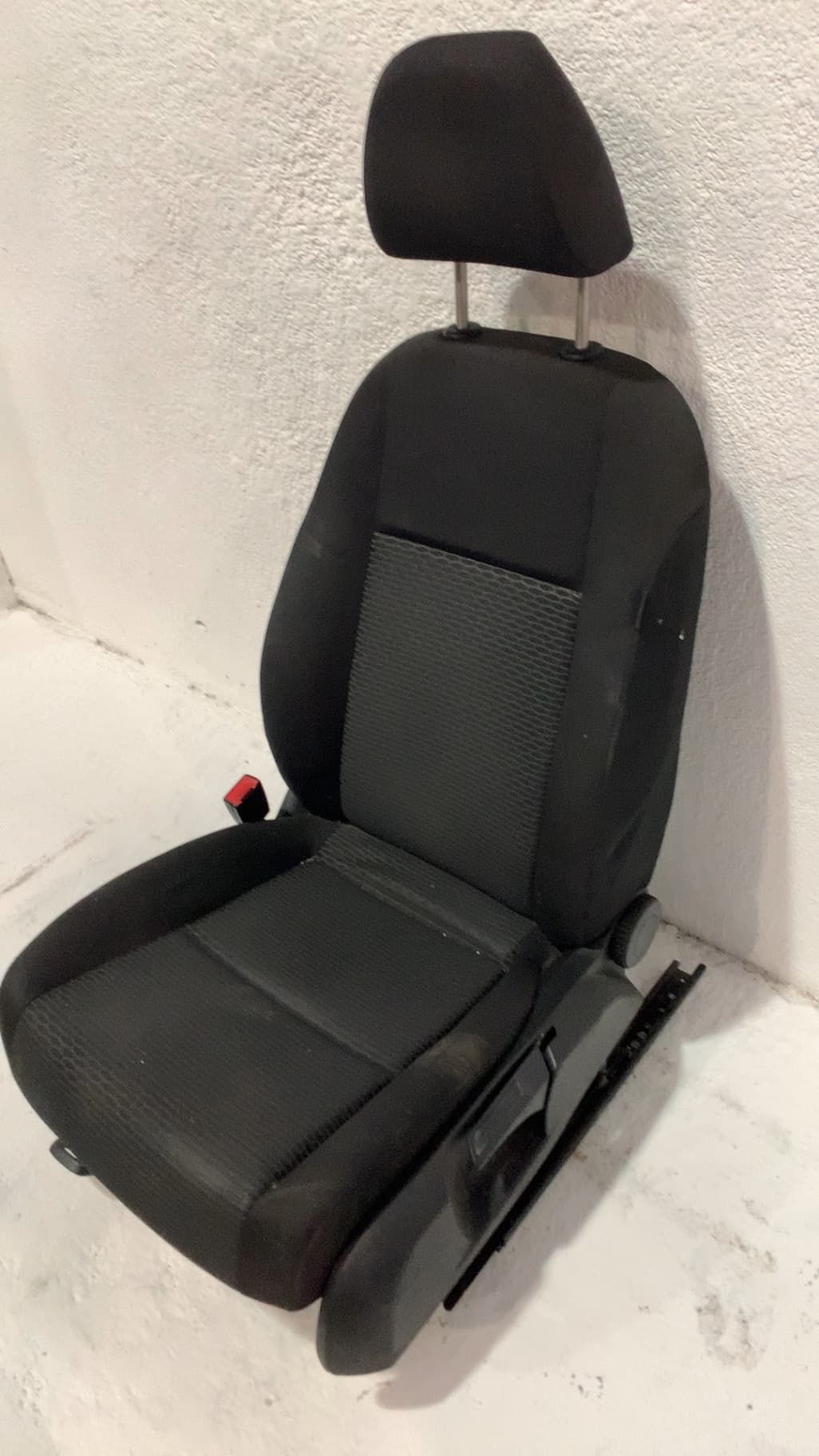 Asiento delantero izquierdo VOLKSWAGEN GOLF VI (5K1) 4