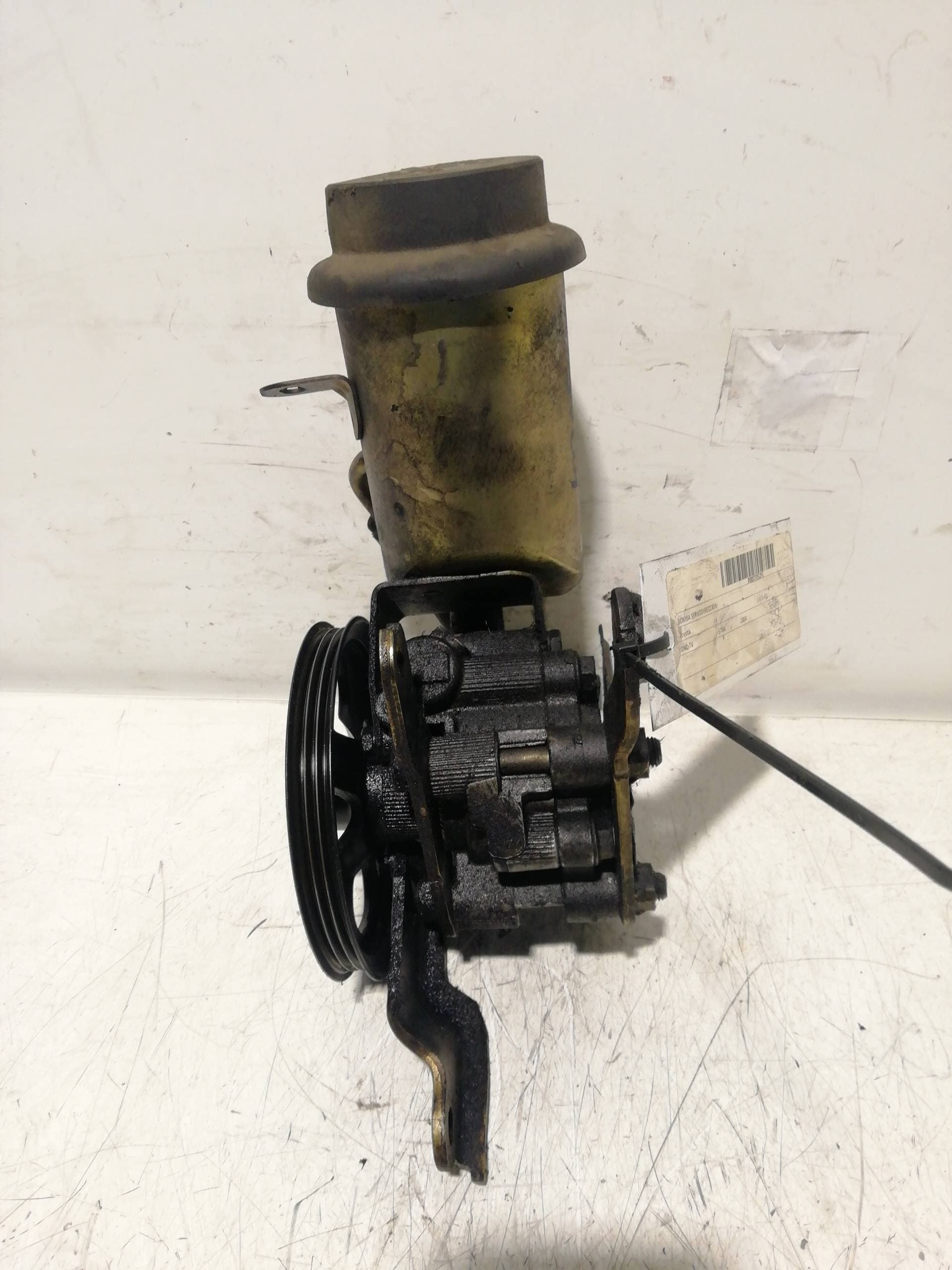 Bomba direccion TOYOTA YARIS (NCP1/NLP1/SCP1)