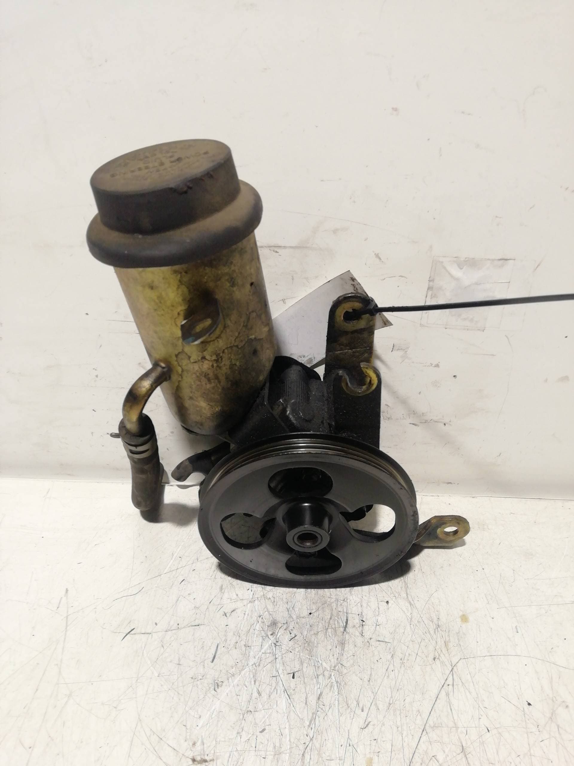 Bomba direccion TOYOTA YARIS (NCP1/NLP1/SCP1) 3