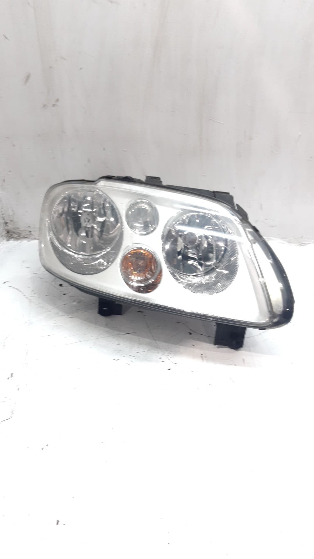Faro derecho VOLKSWAGEN TOURAN (1T1)
