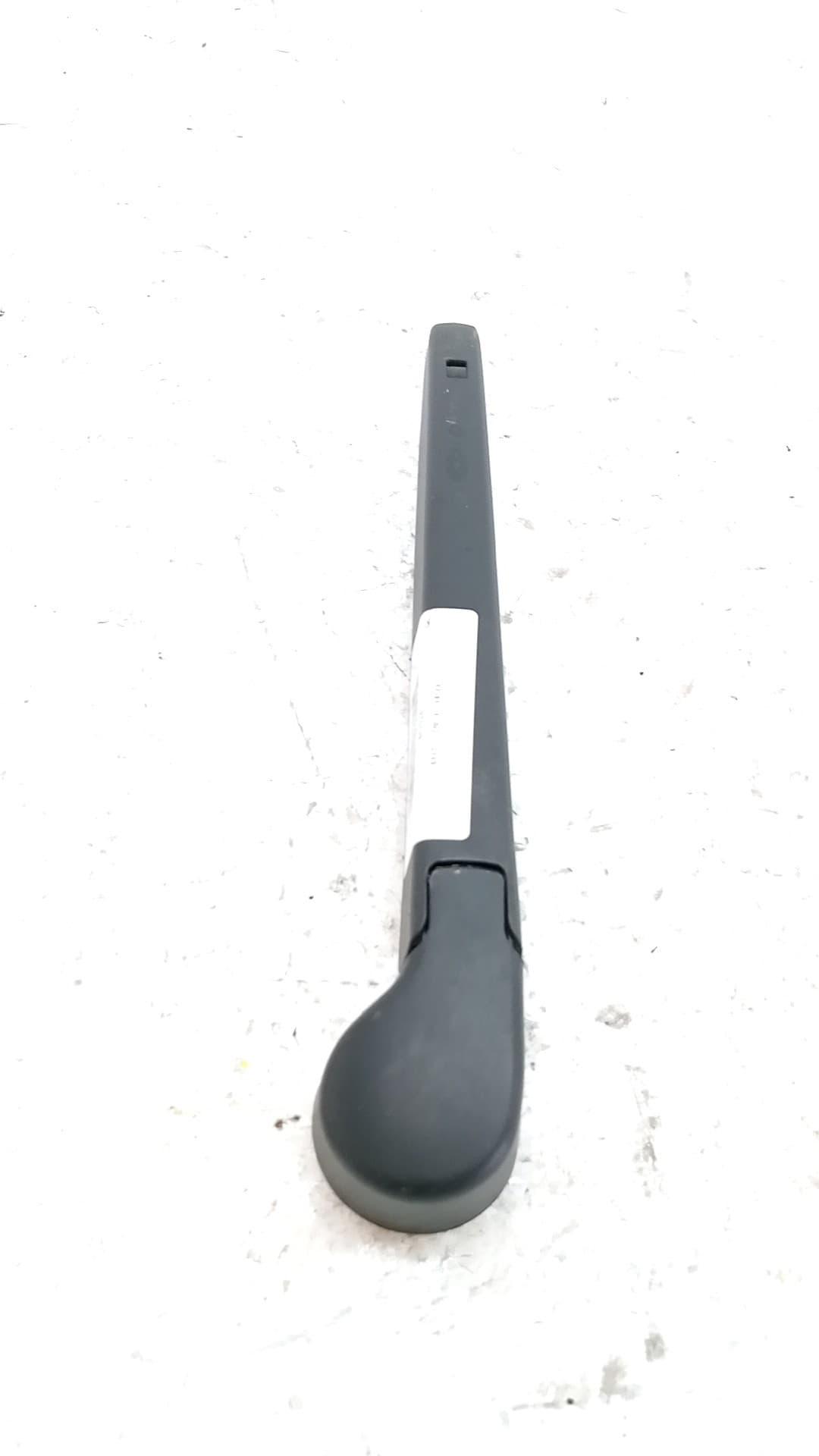 Brazo limpia trasero VOLKSWAGEN GOLF VIII LIM